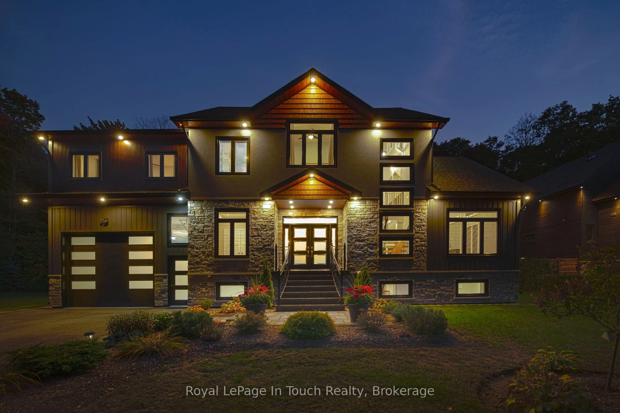 9 Belcourt Crescent