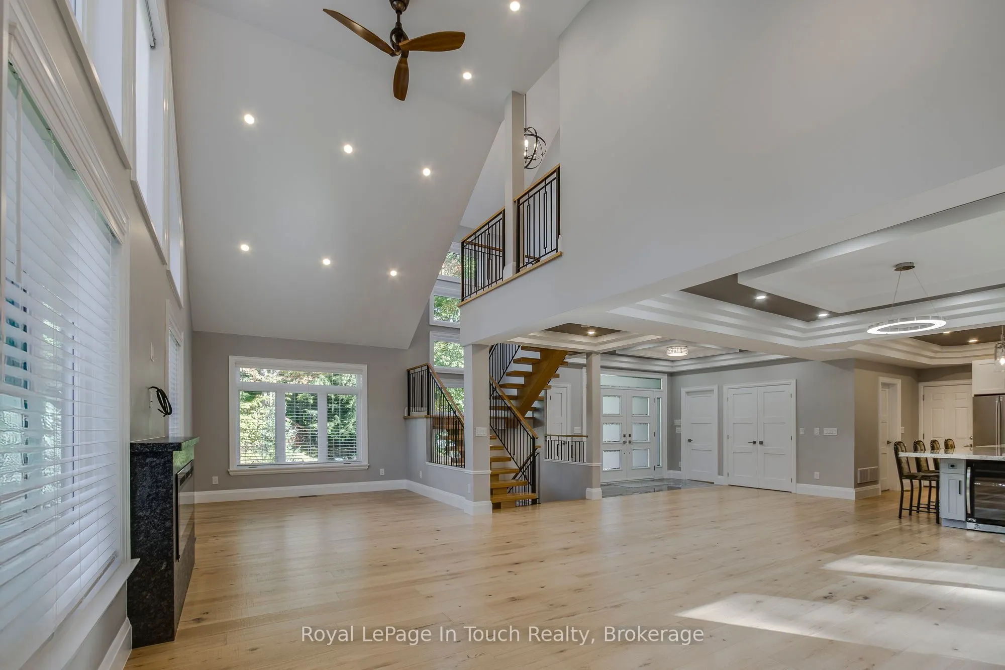 9 Belcourt Crescent