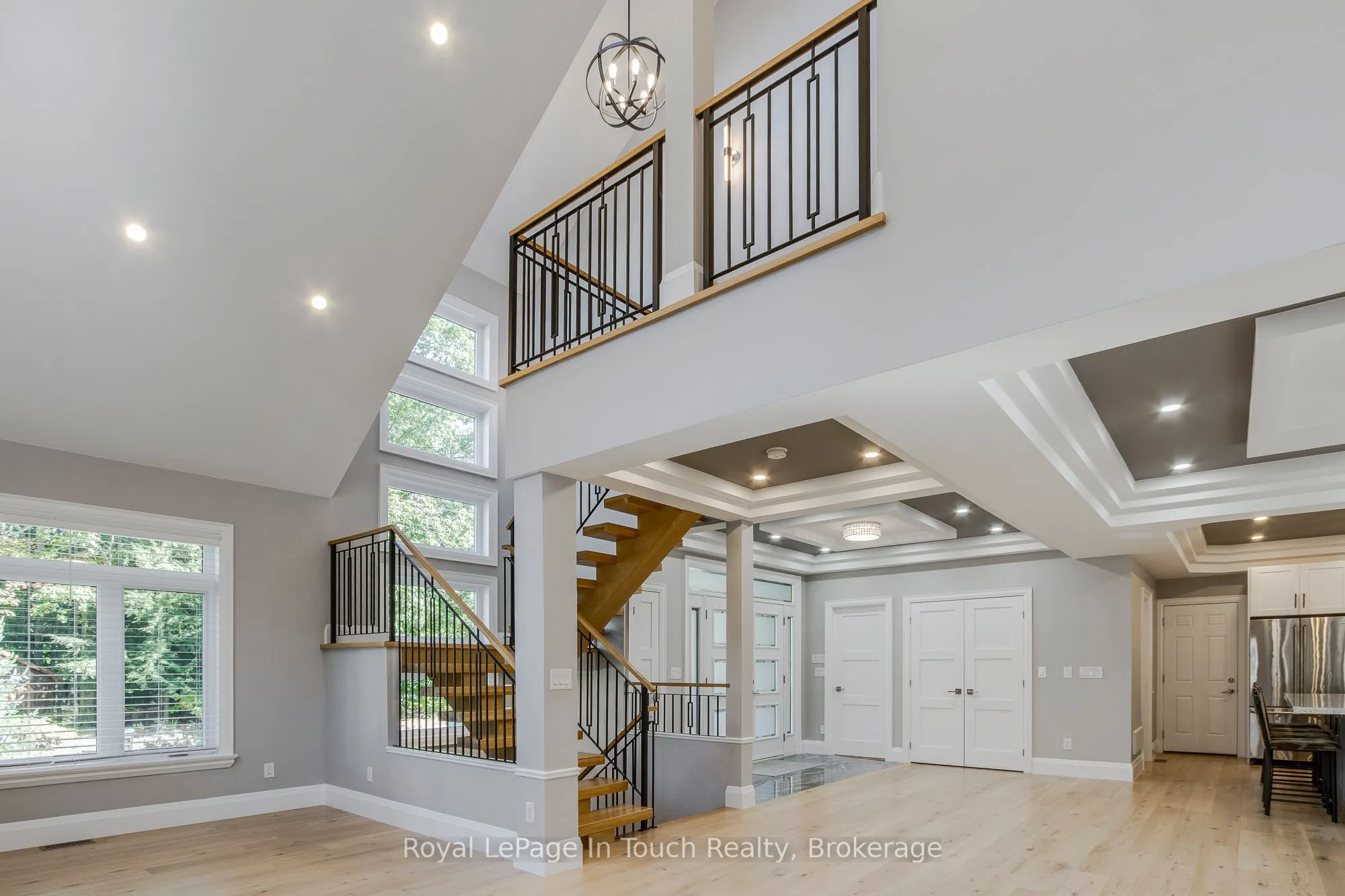 9 Belcourt Crescent