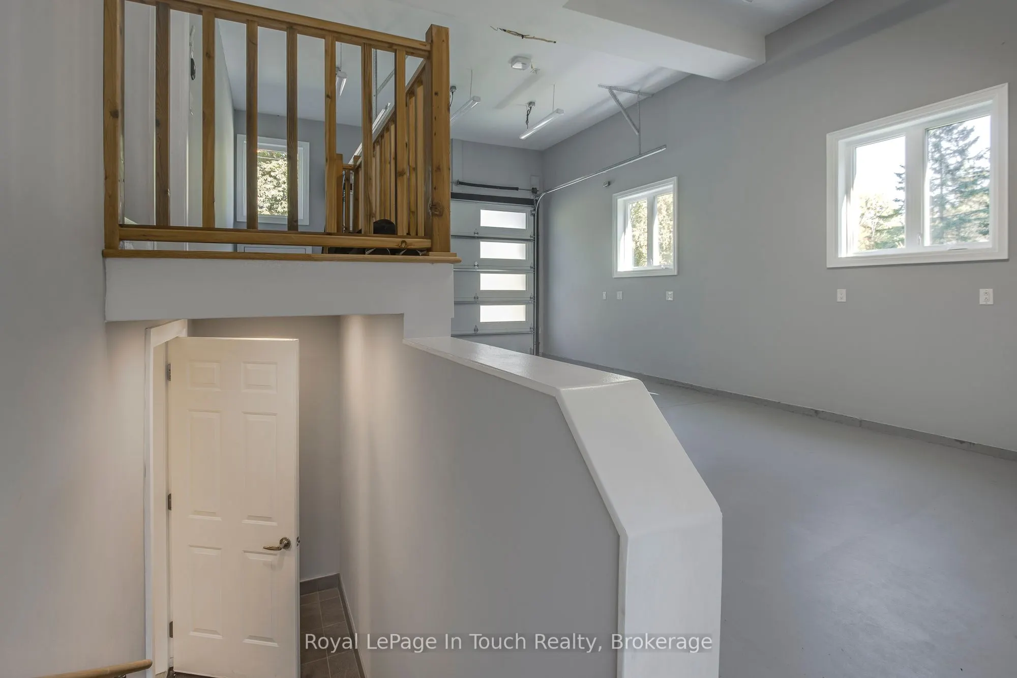 9 Belcourt Crescent