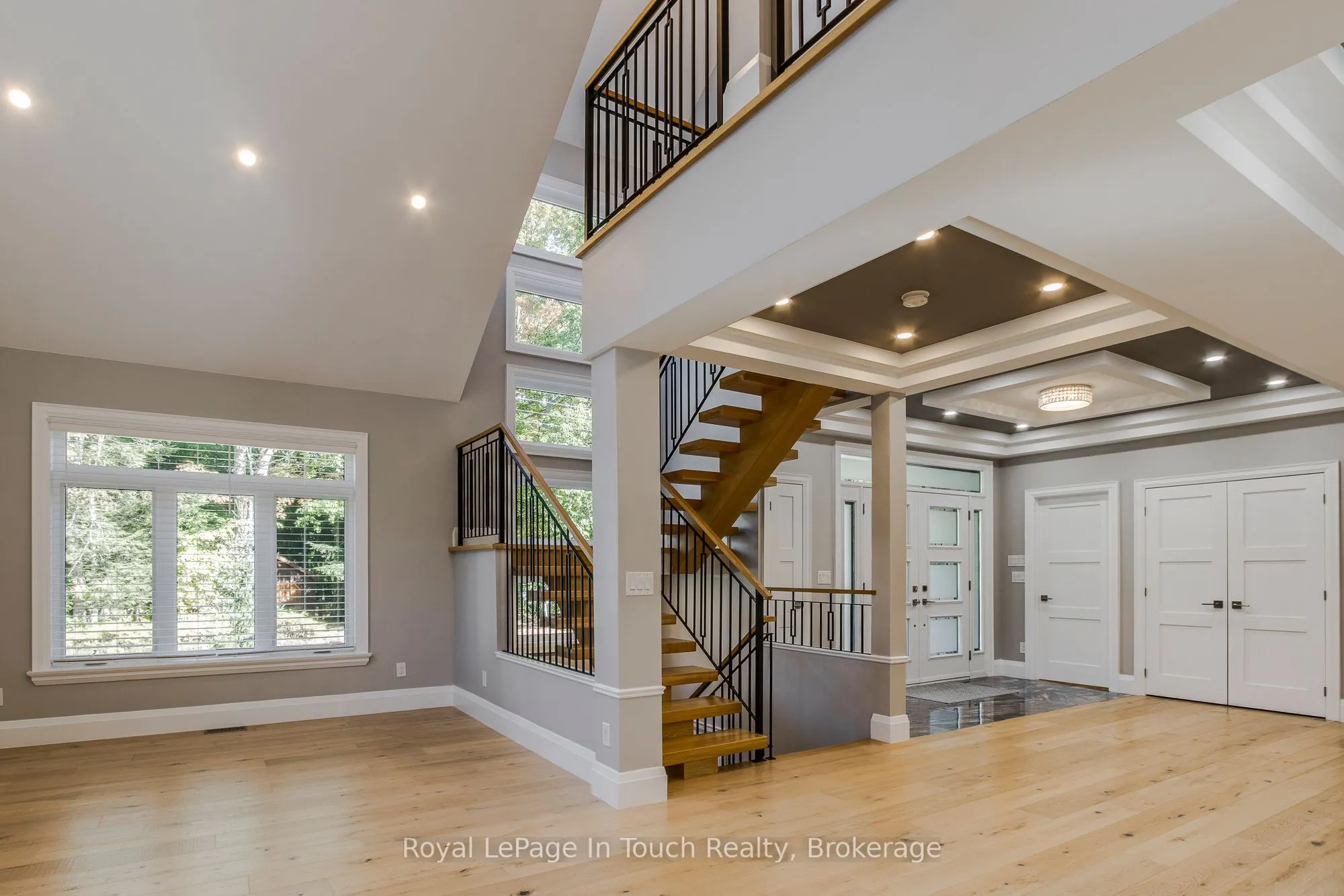 9 Belcourt Crescent