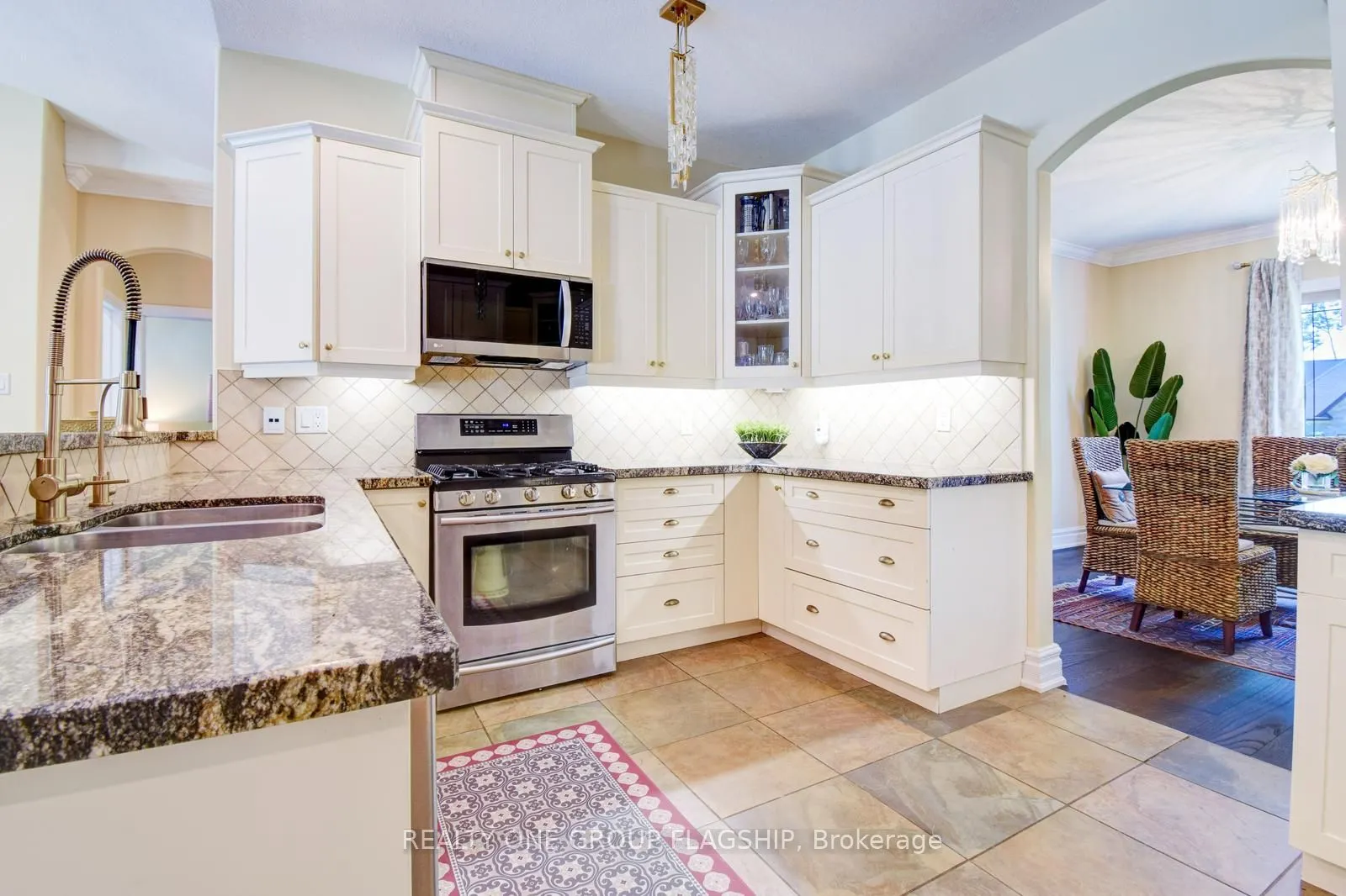 24 Wendat Trail