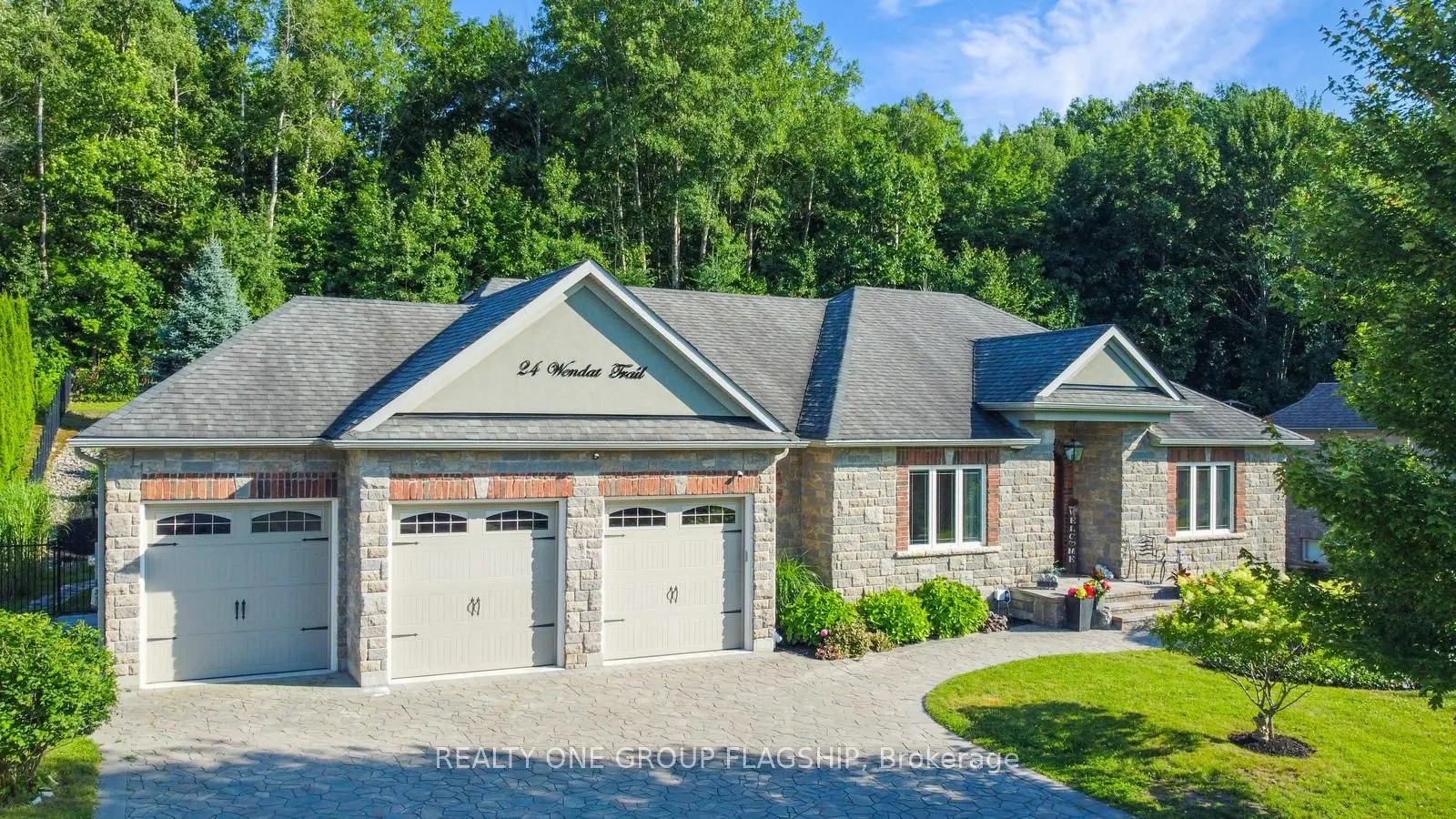 24 Wendat Trail