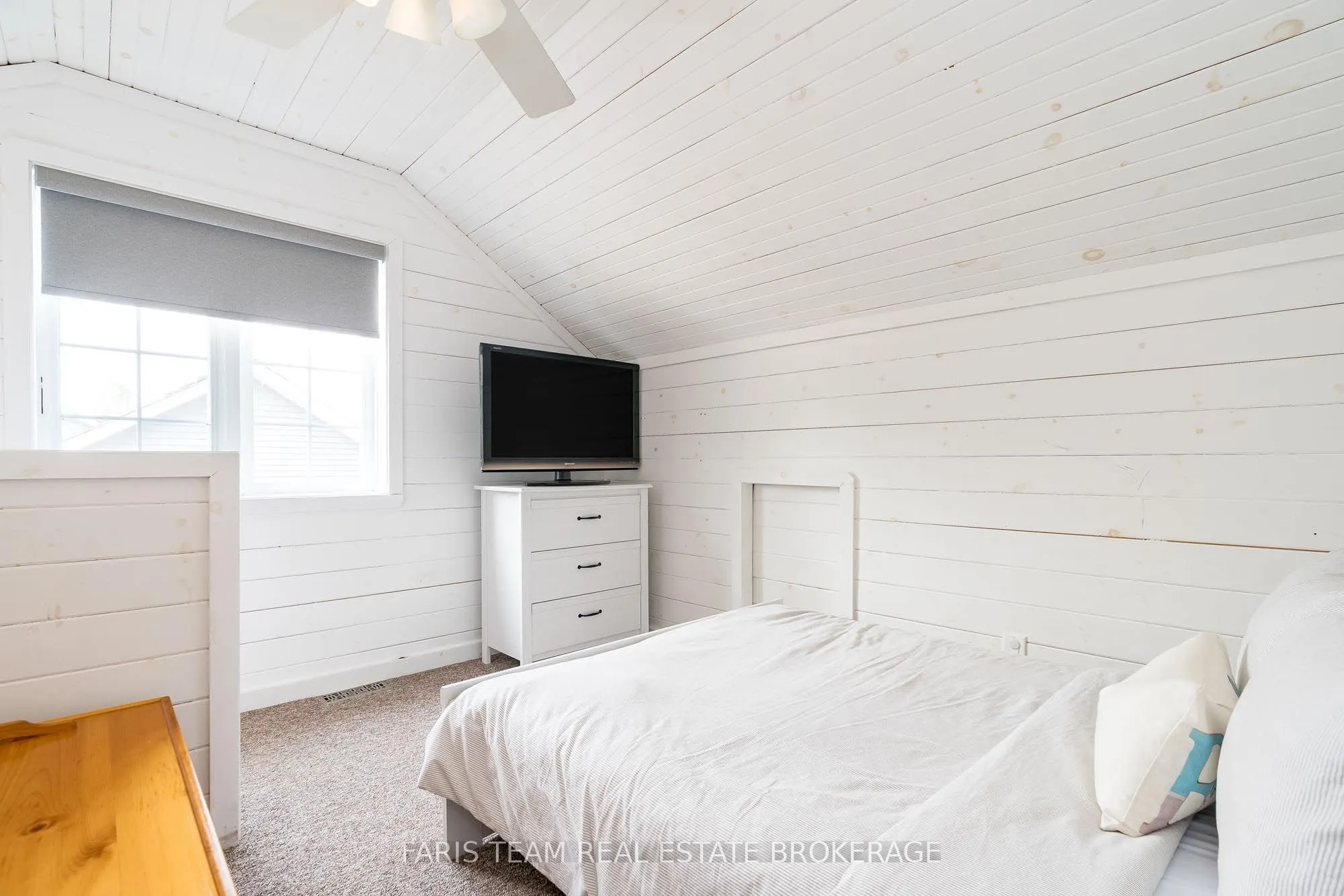 32 Algonquin Trail