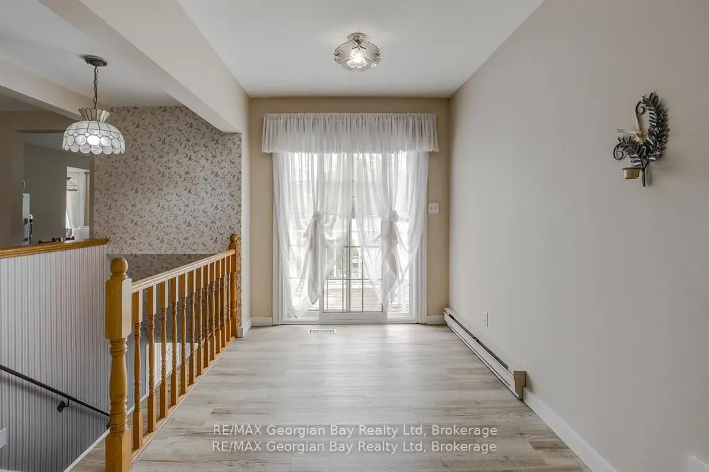 586 Dominion Avenue