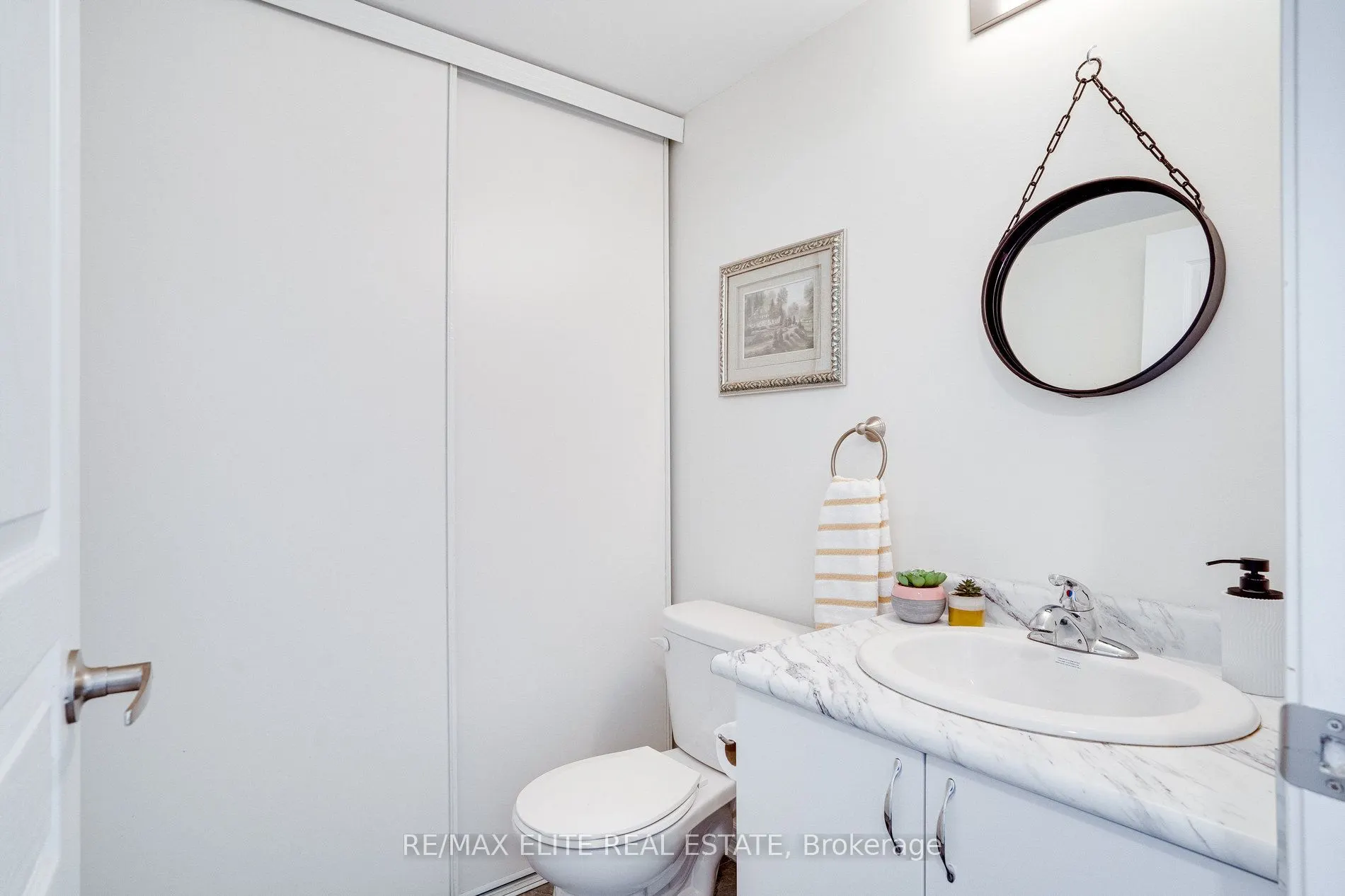 5 Anchorage Crescent, #303