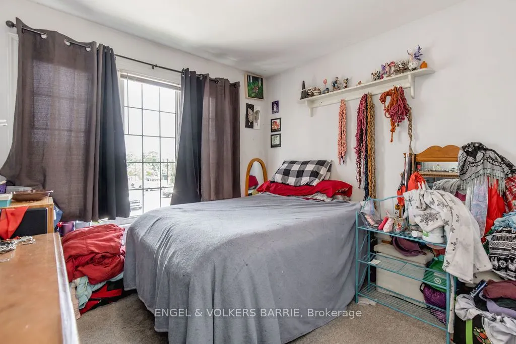 246 Penetanguishene Road, #6