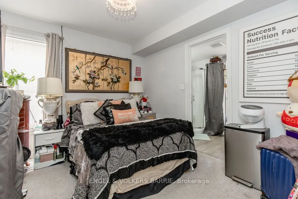246 Penetanguishene Road, #6