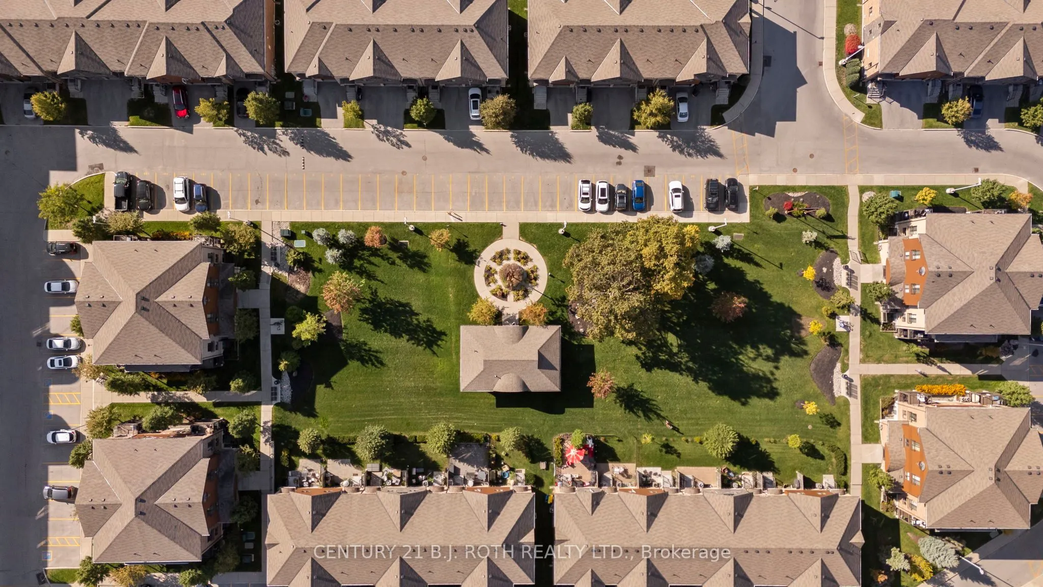 720 YONGE Street, #218