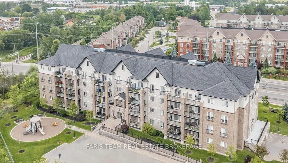 40 Ferndale Drive S, #210