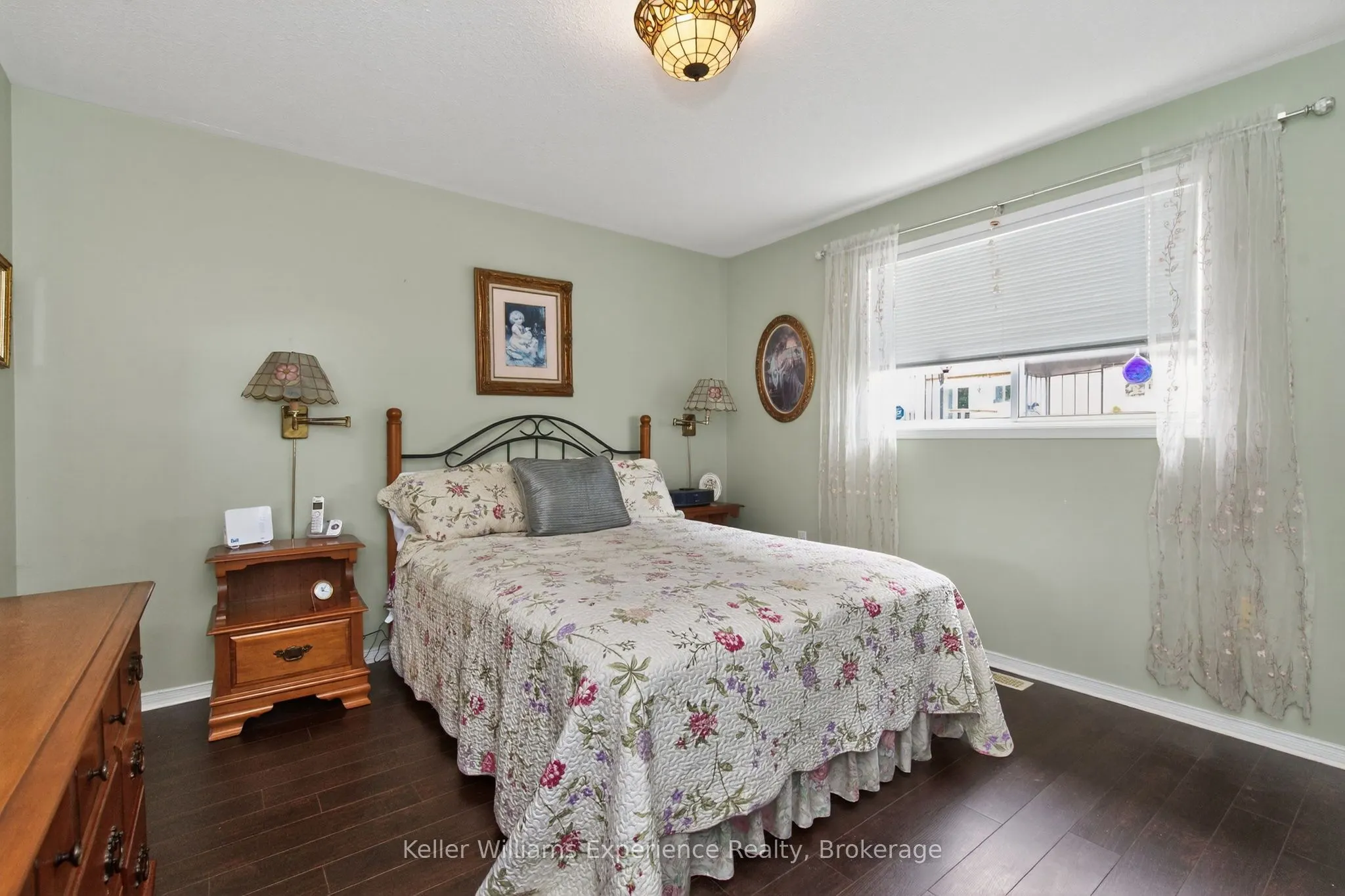 79 Sun King Crescent