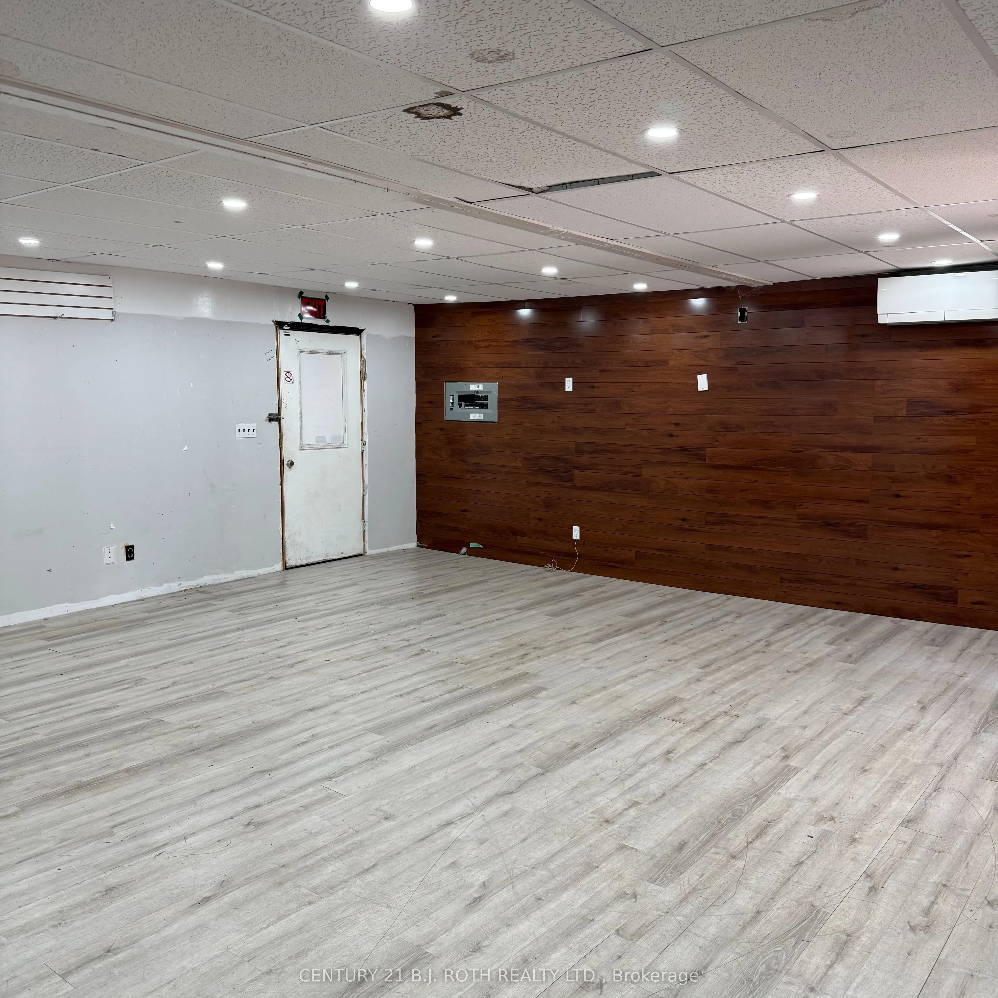 371 Mapleview Drive W, #back unit