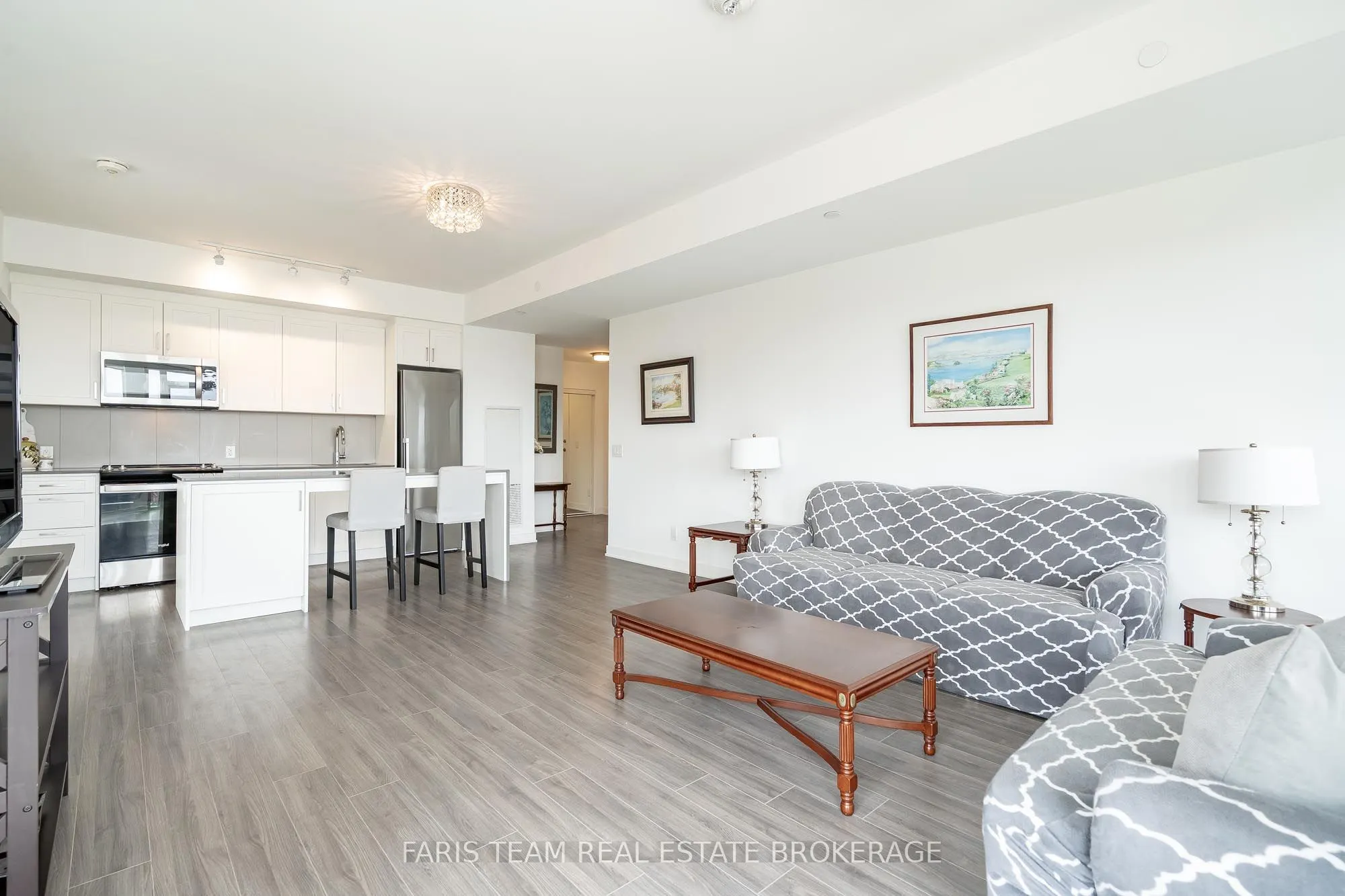 681 Yonge Street, #311