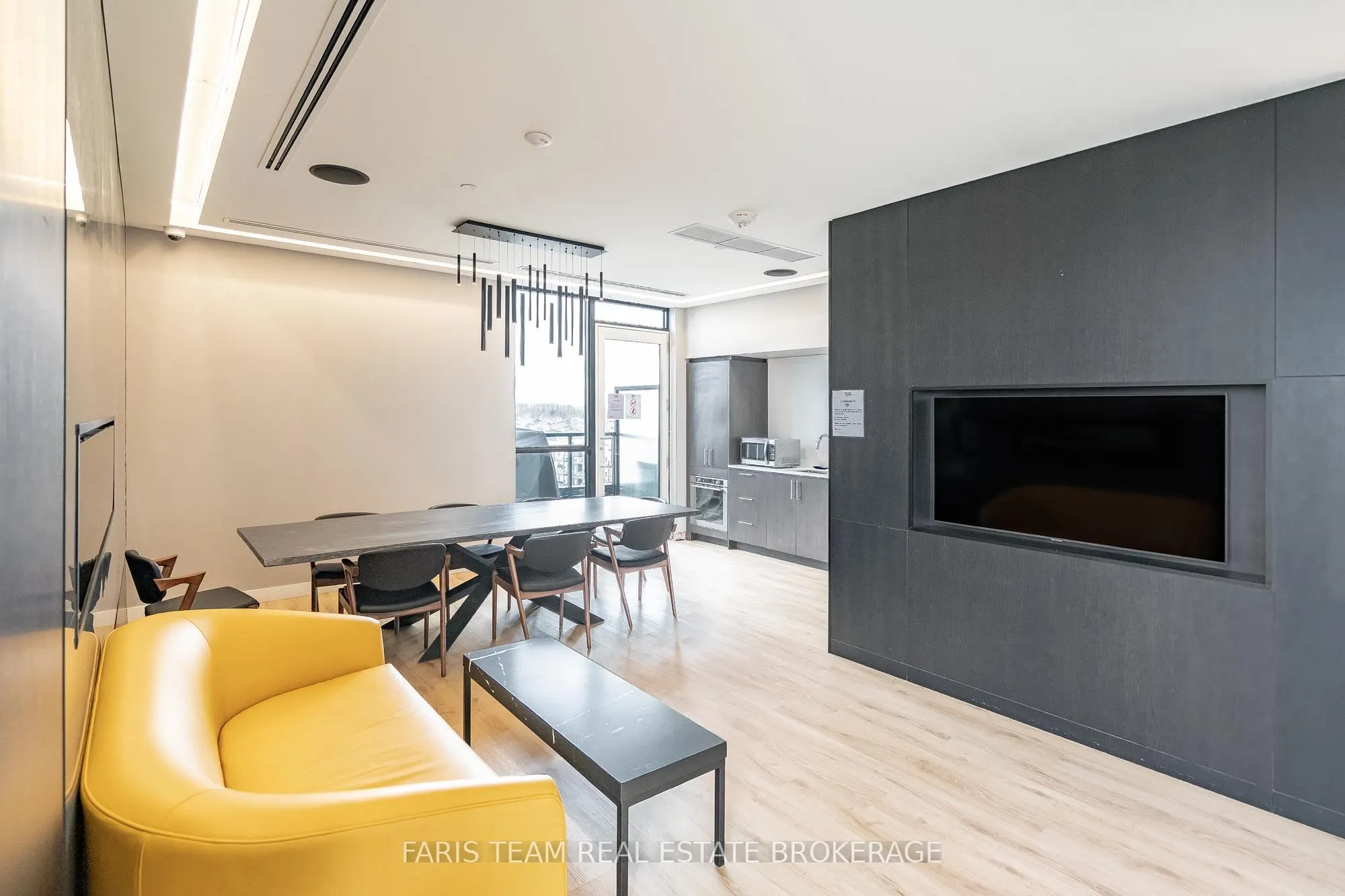 681 Yonge Street, #311