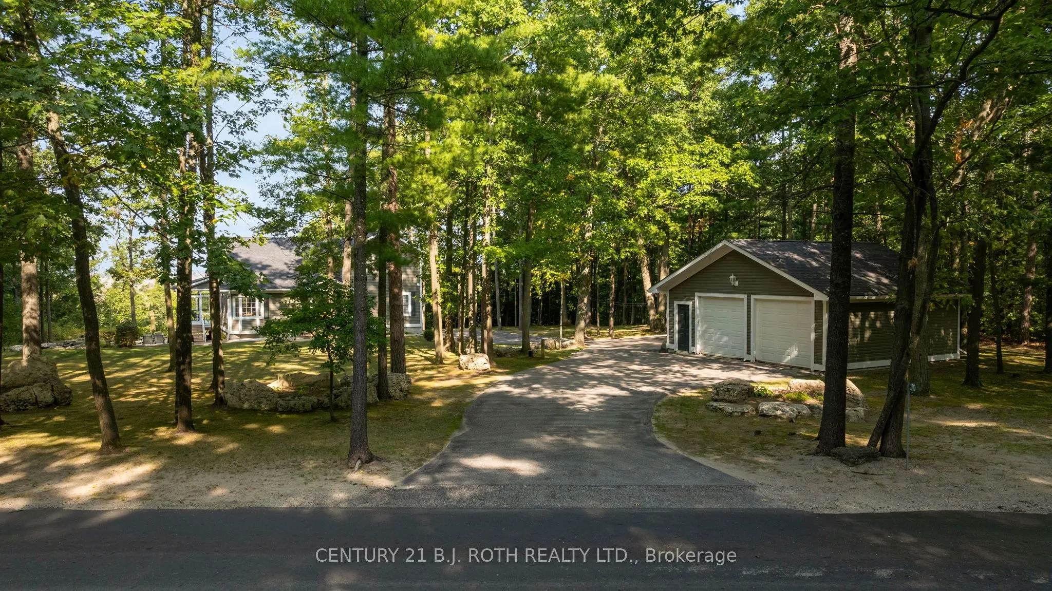 2710 Portage Trail