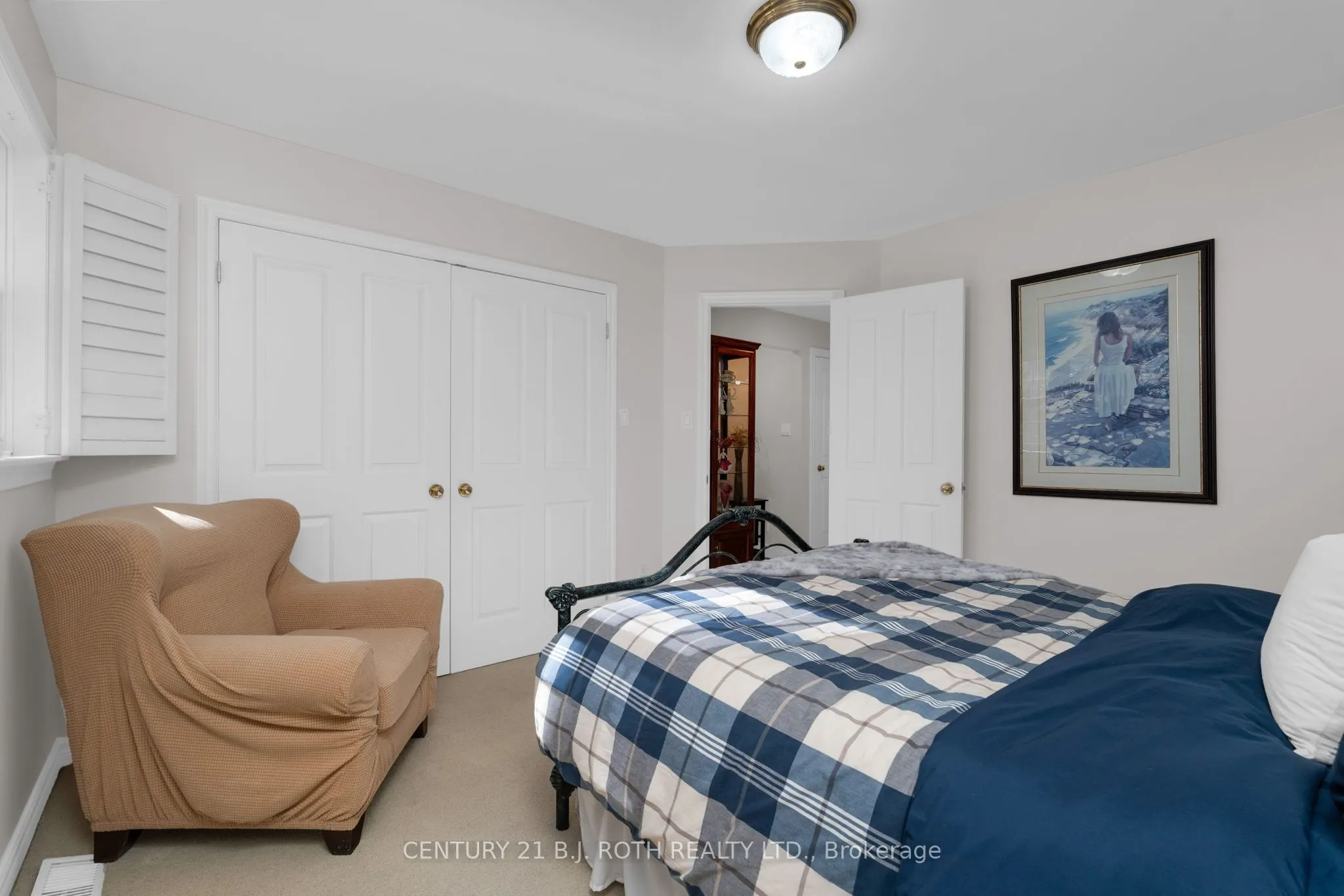 2710 Portage Trail