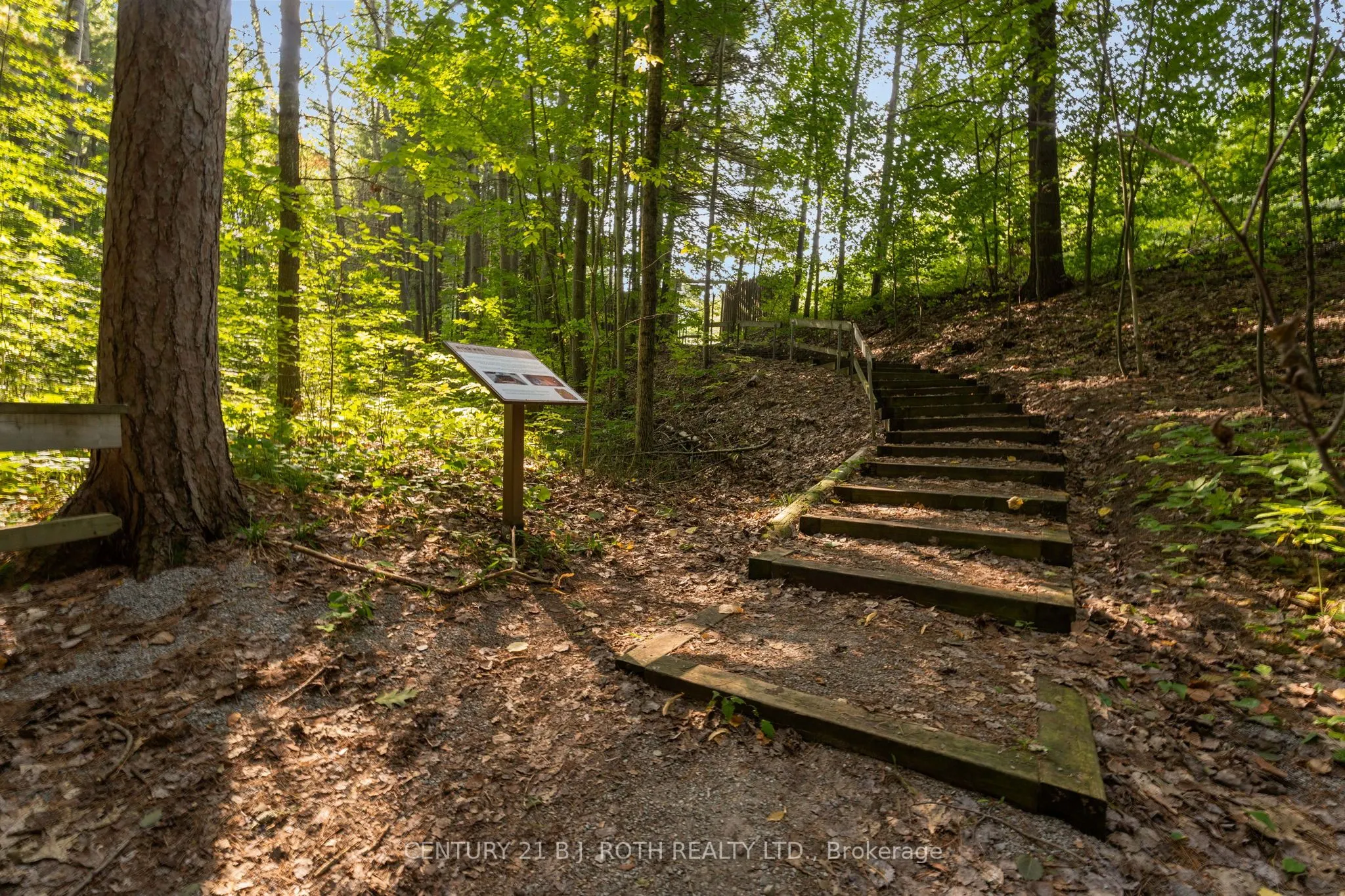 2710 Portage Trail