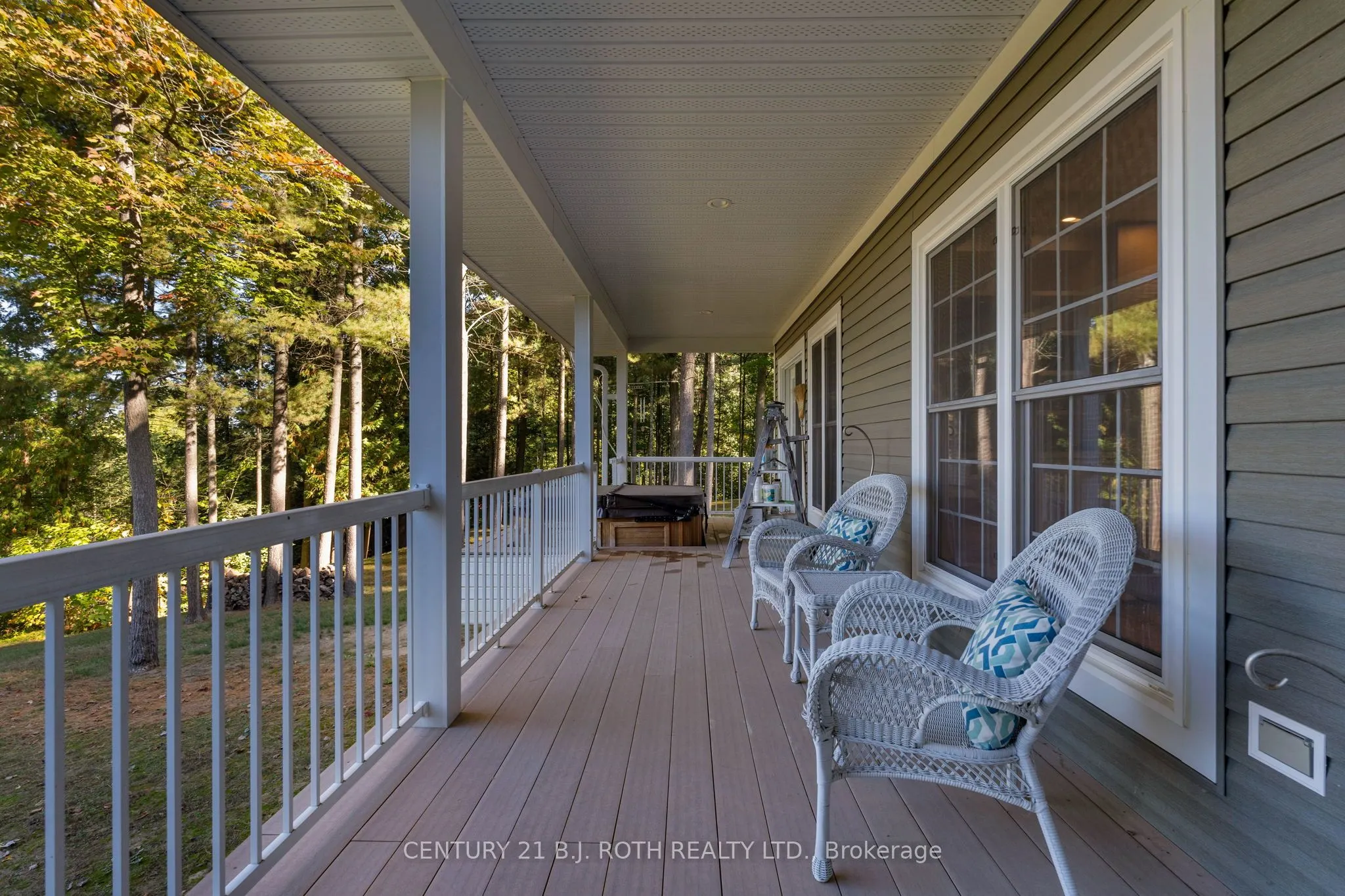2710 Portage Trail
