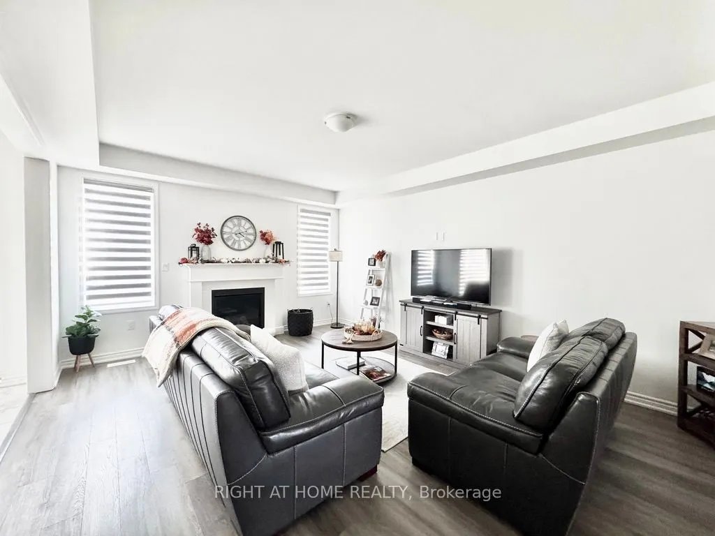 61 Suzuki Street, #Upper