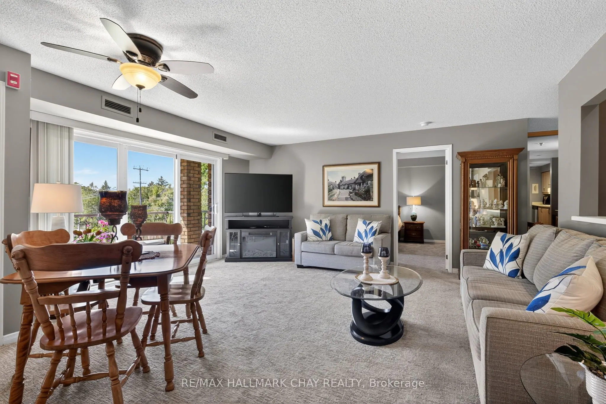 10 Coulter Street, #124