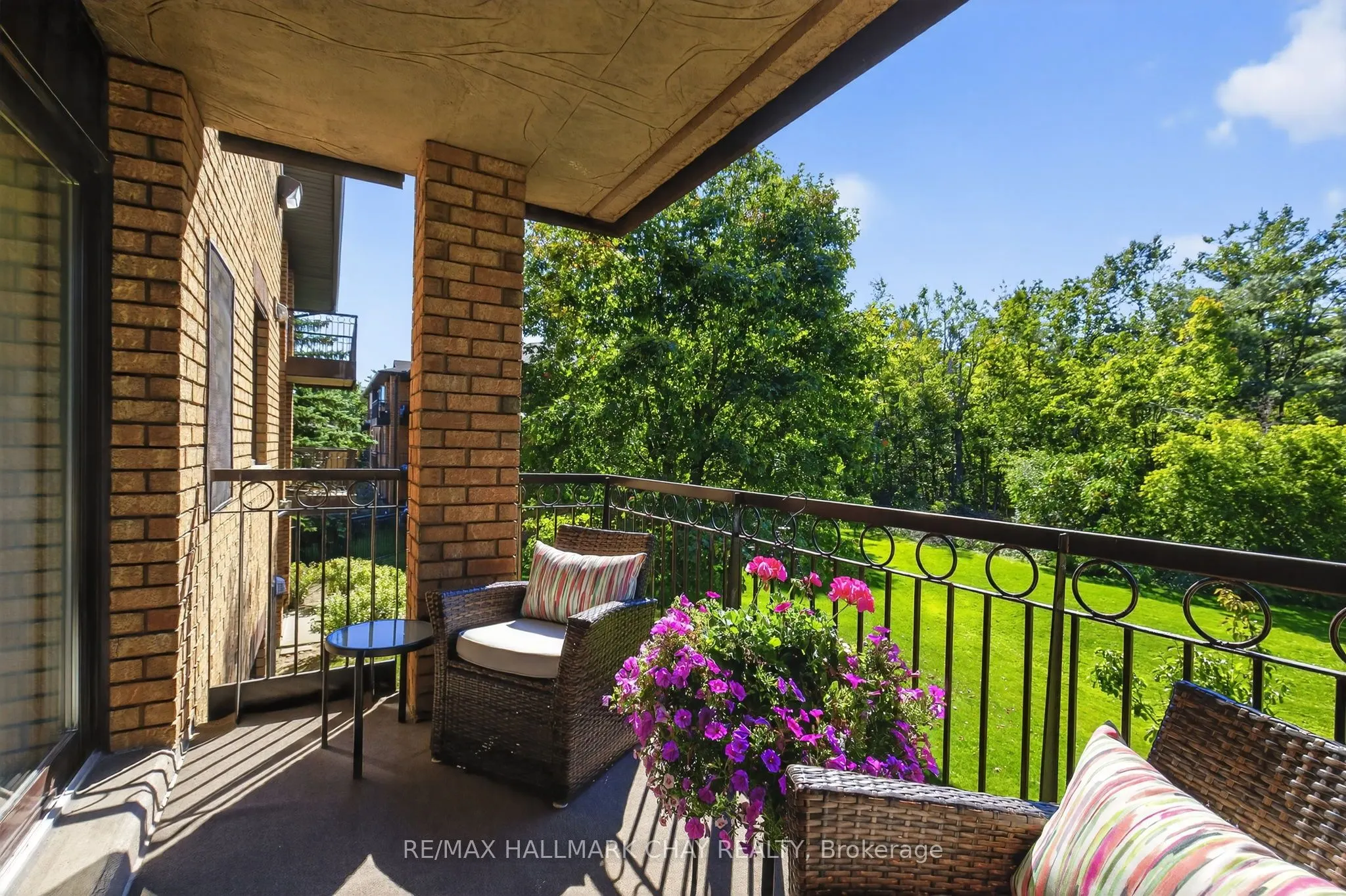10 Coulter Street, #124