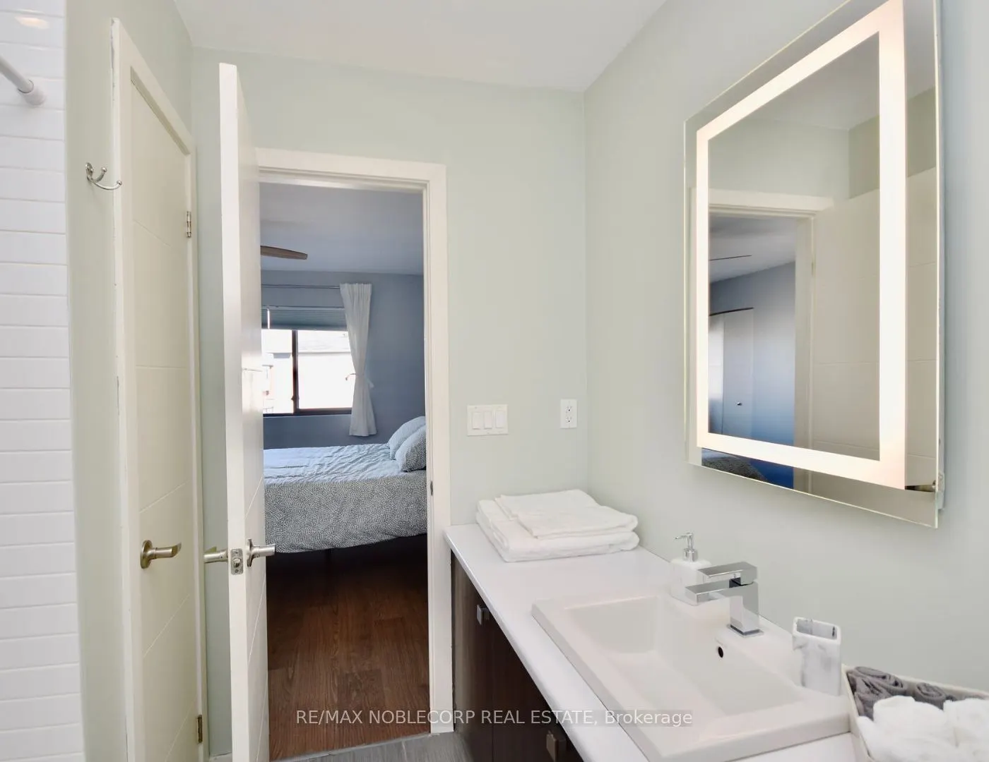 369 Essa Road, #19