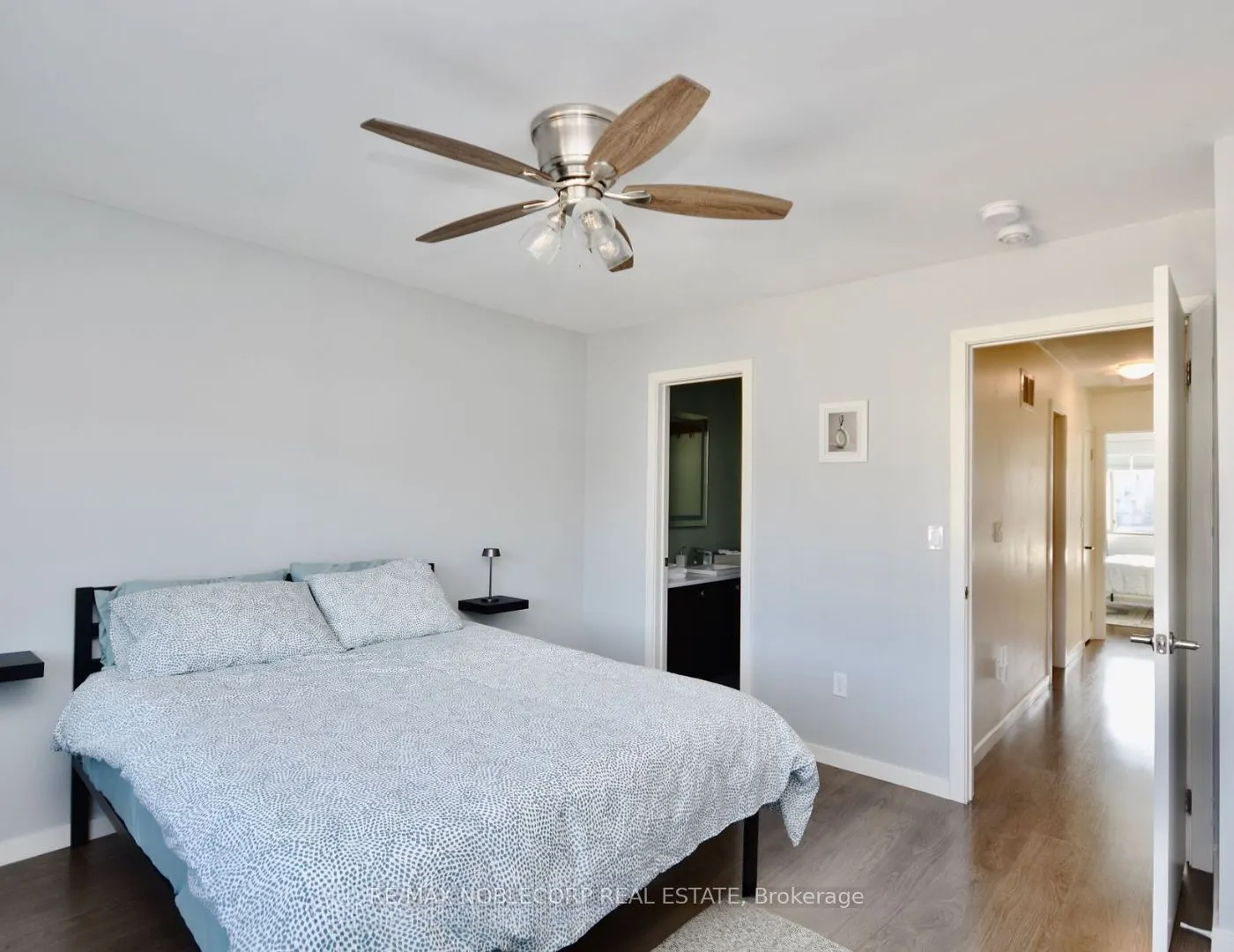 369 Essa Road, #19