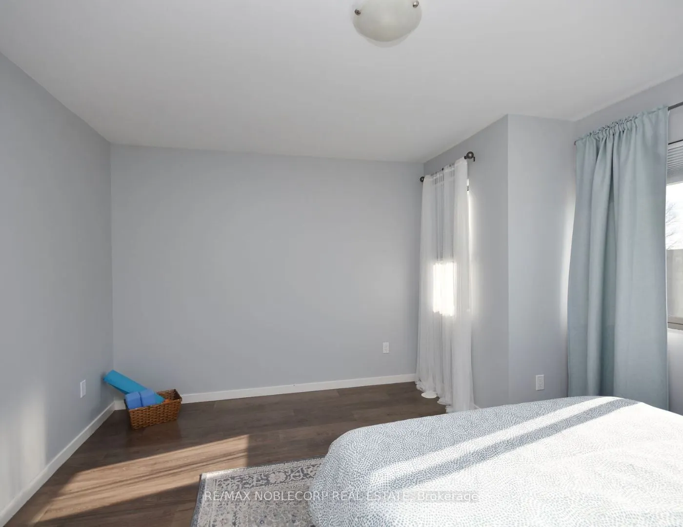 369 Essa Road, #19