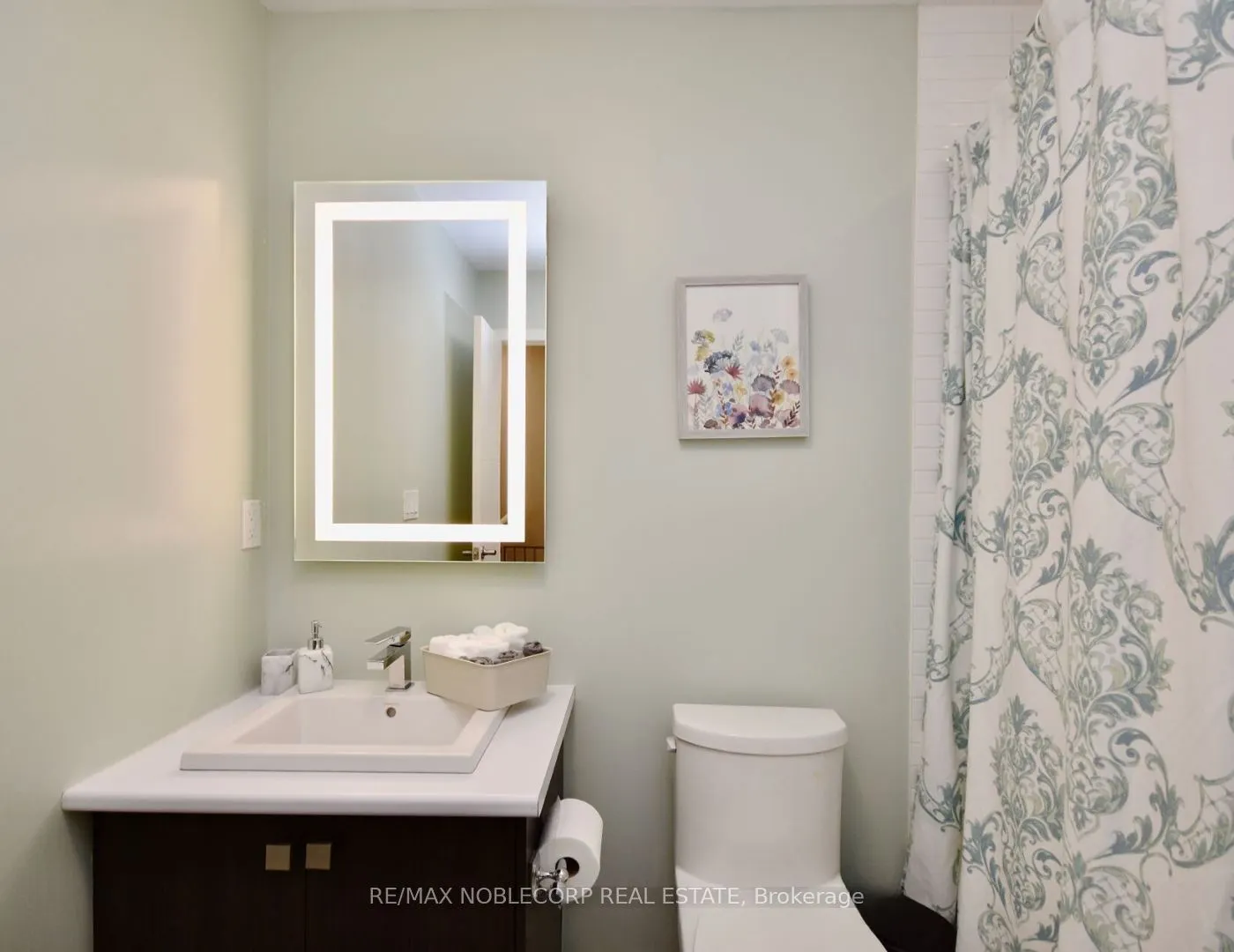 369 Essa Road, #19