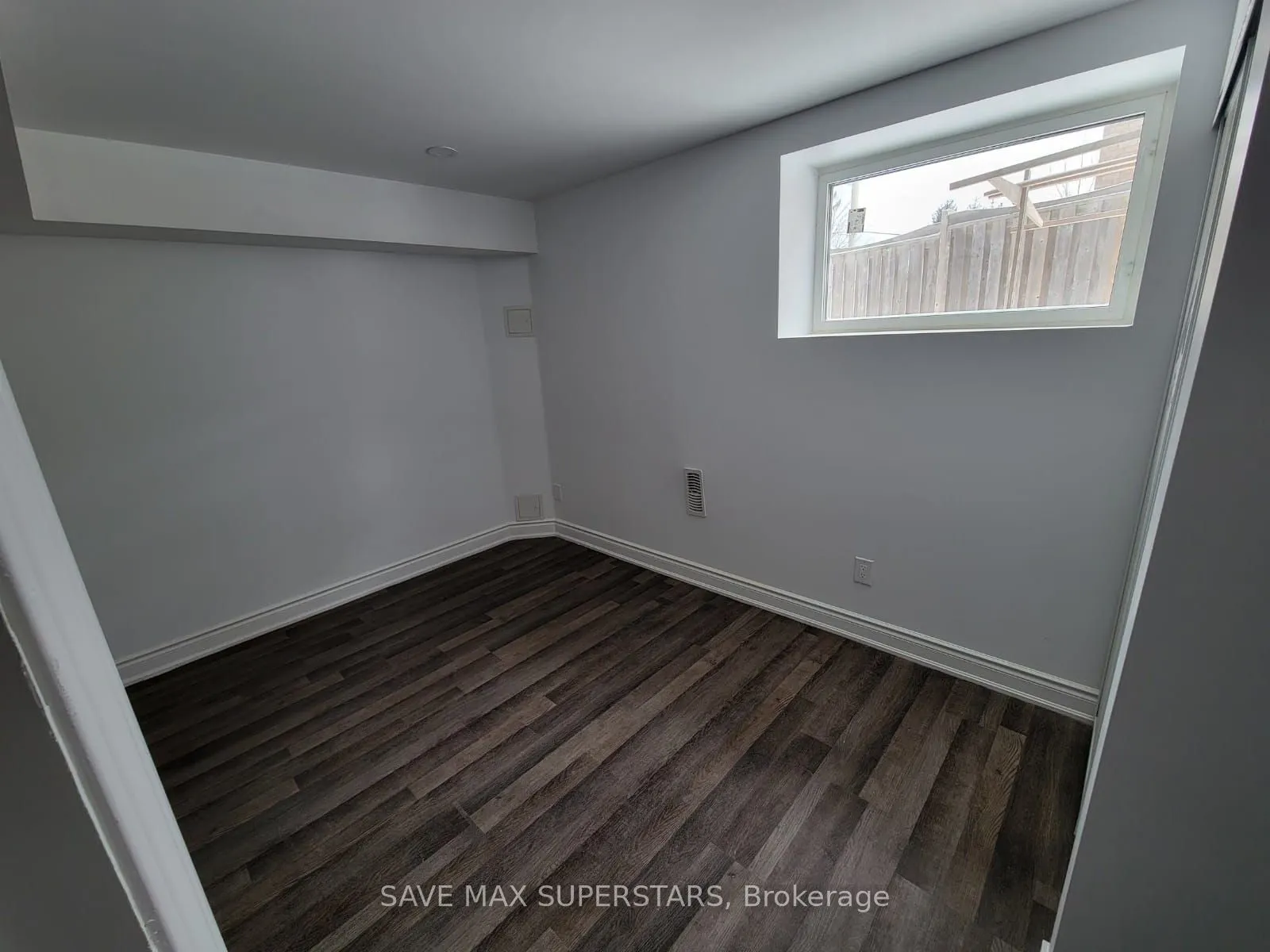 32 Westminster Circle, #Lower