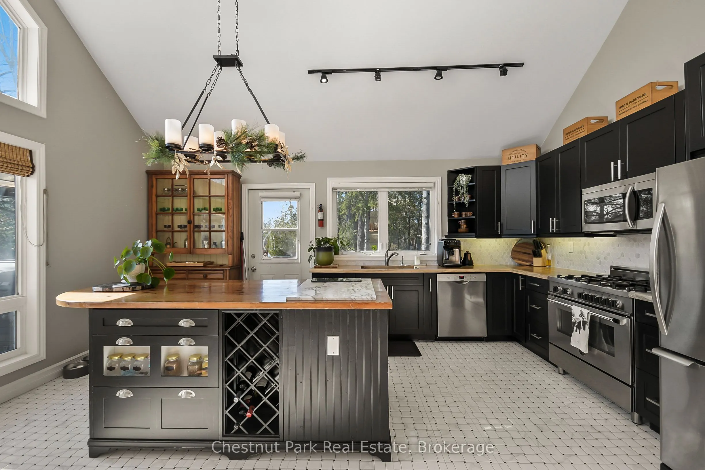 7609 Somerset Park