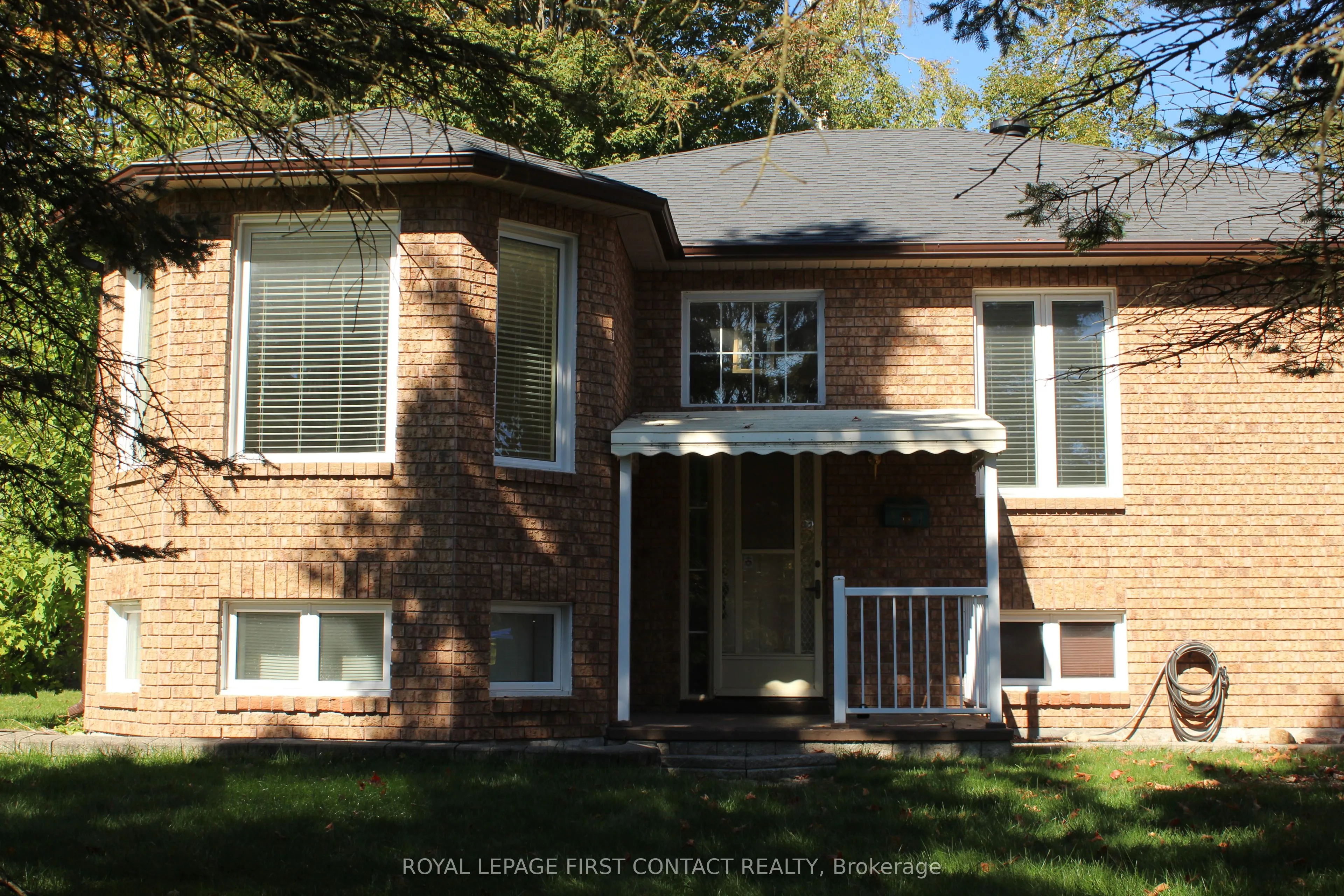 14 Fairway Crescent