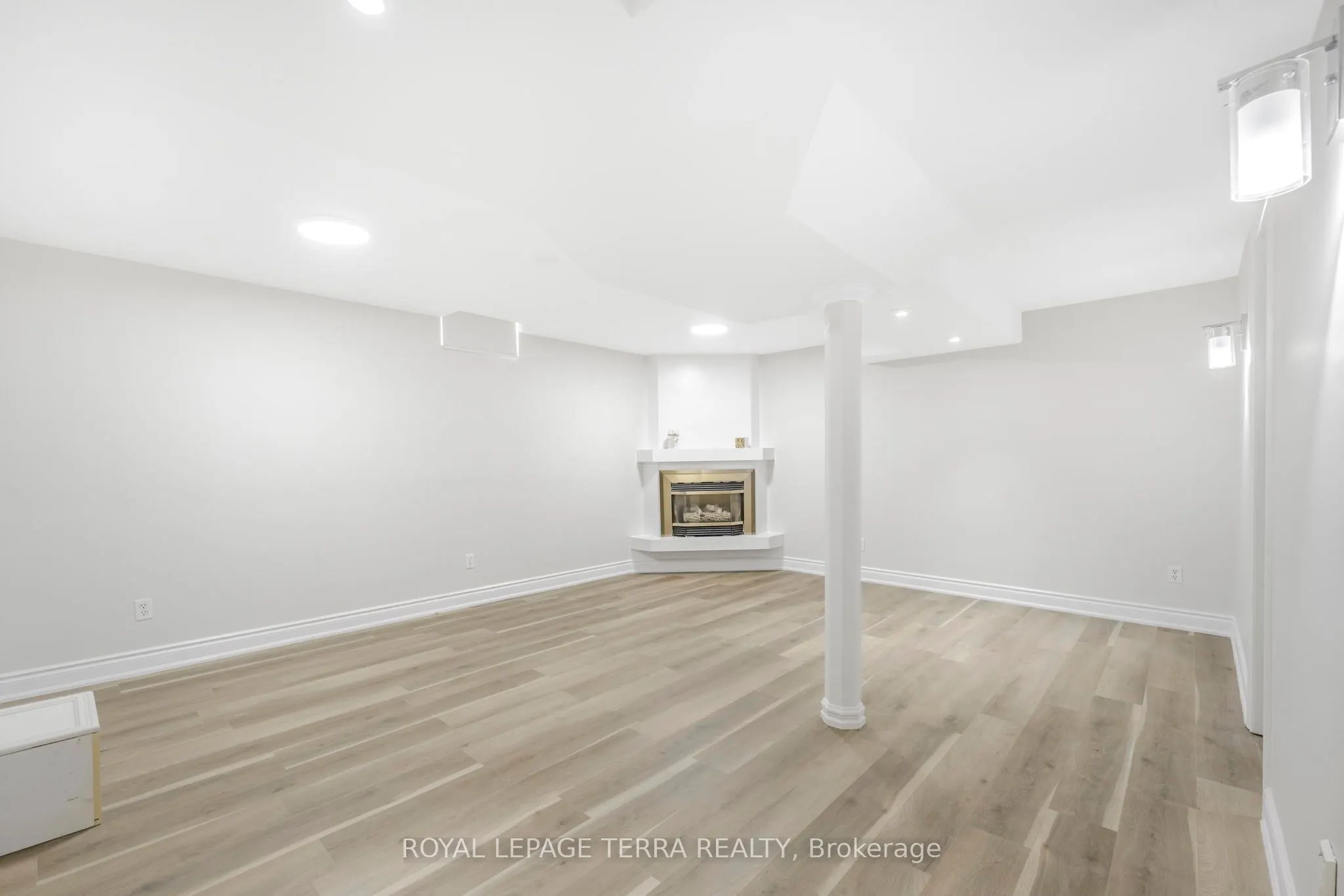 67 Livingstone Street W