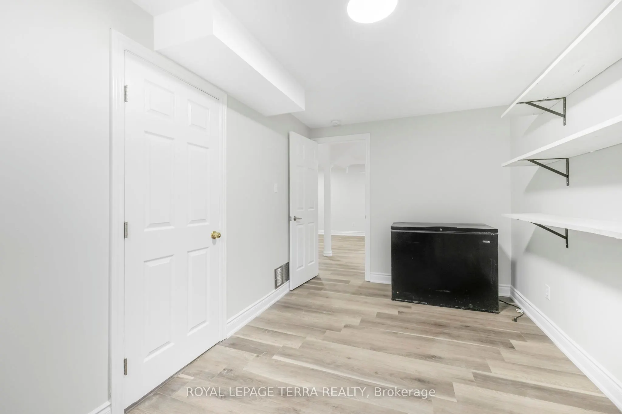 67 Livingstone Street W