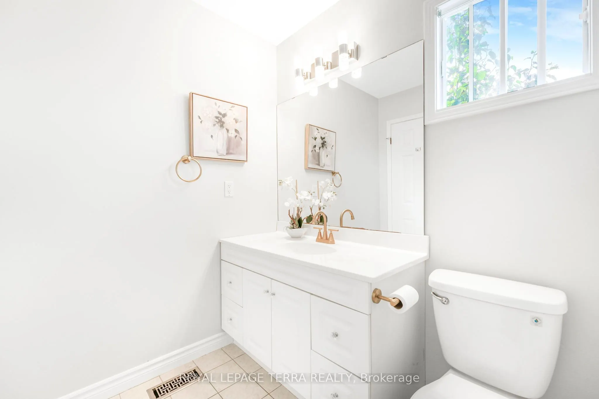 67 Livingstone Street W