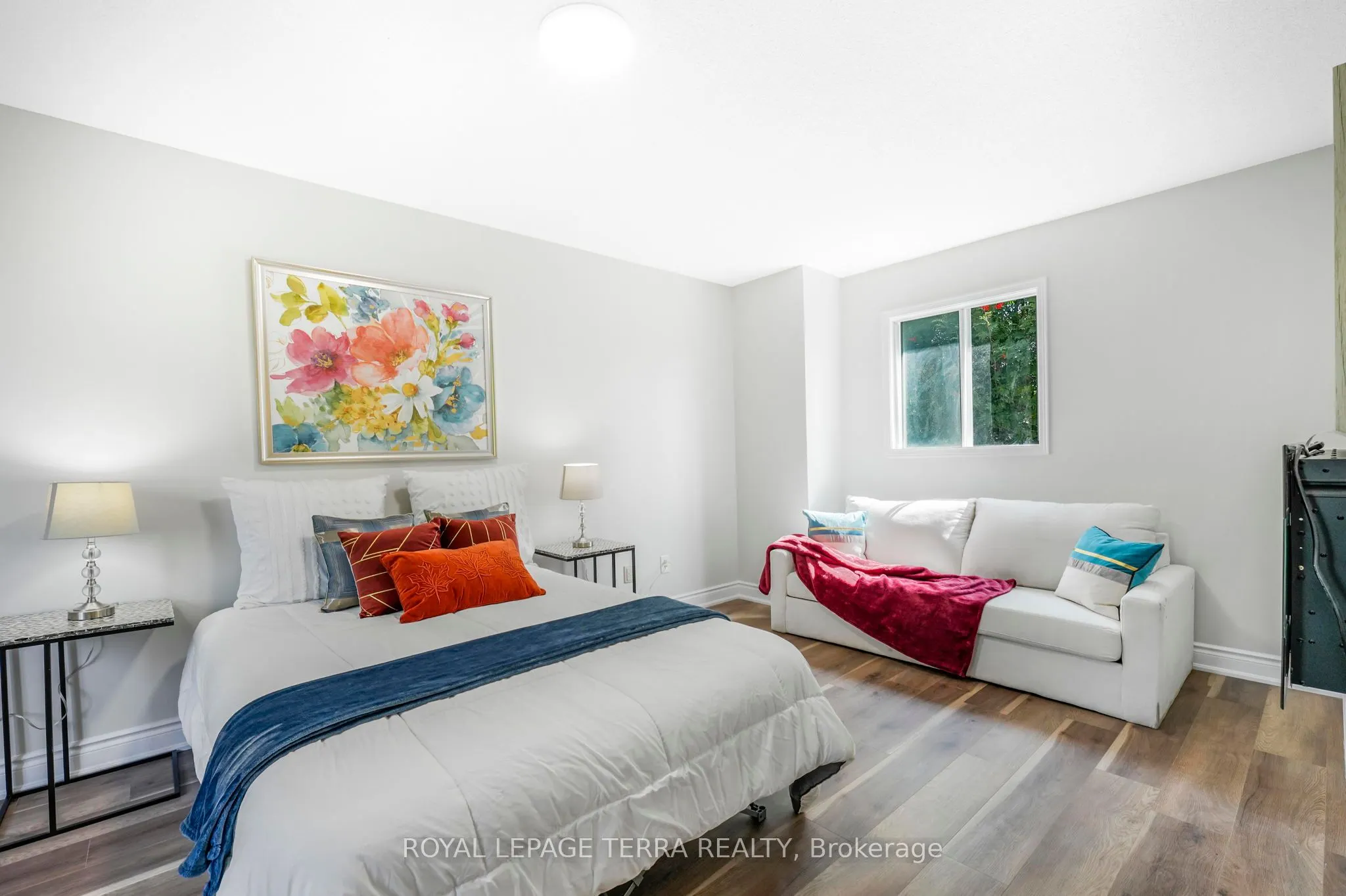 67 Livingstone Street W