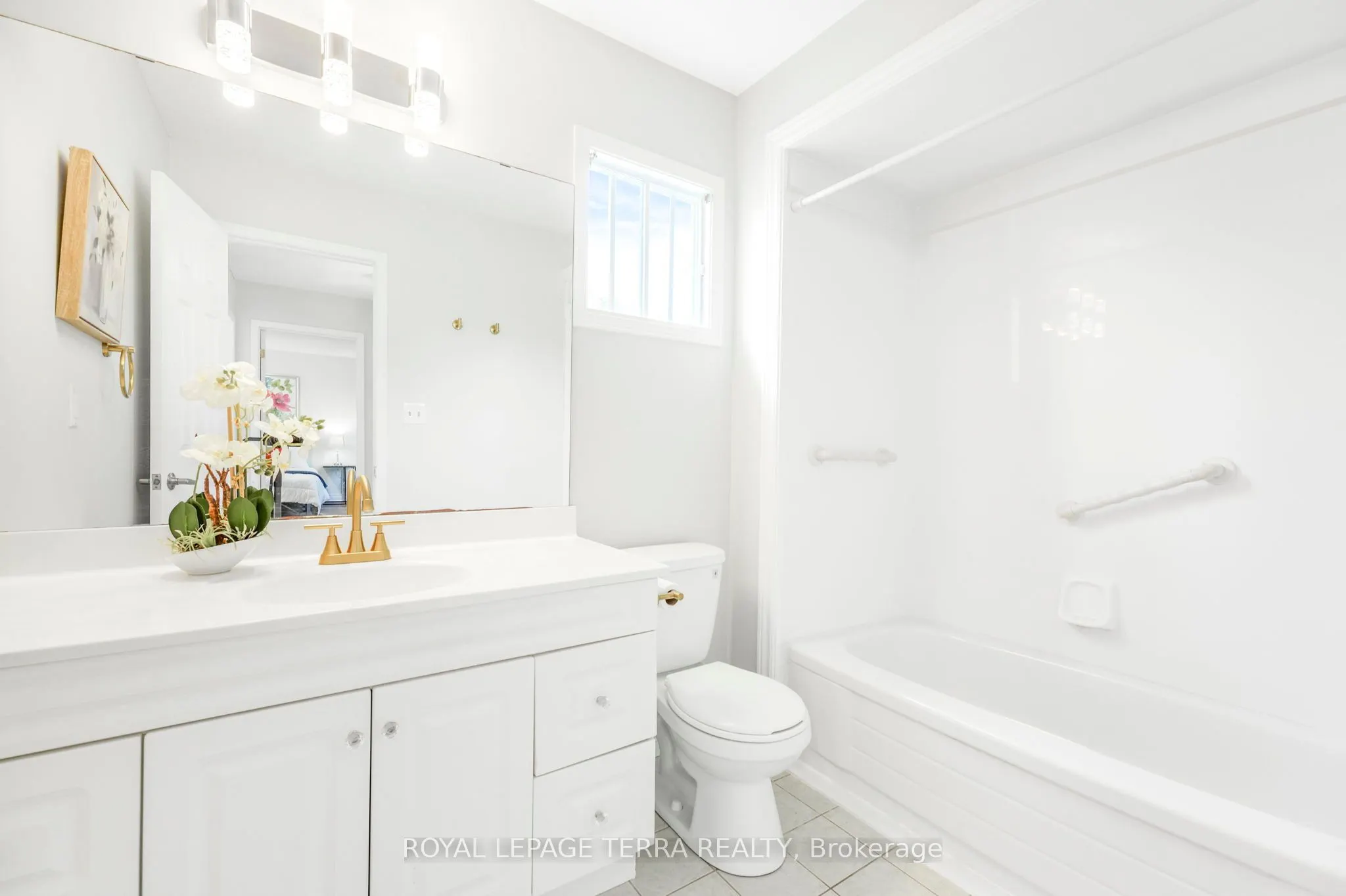 67 Livingstone Street W