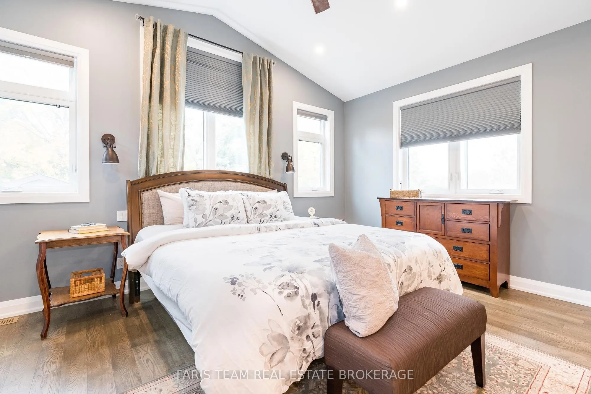27 Garrett Crescent