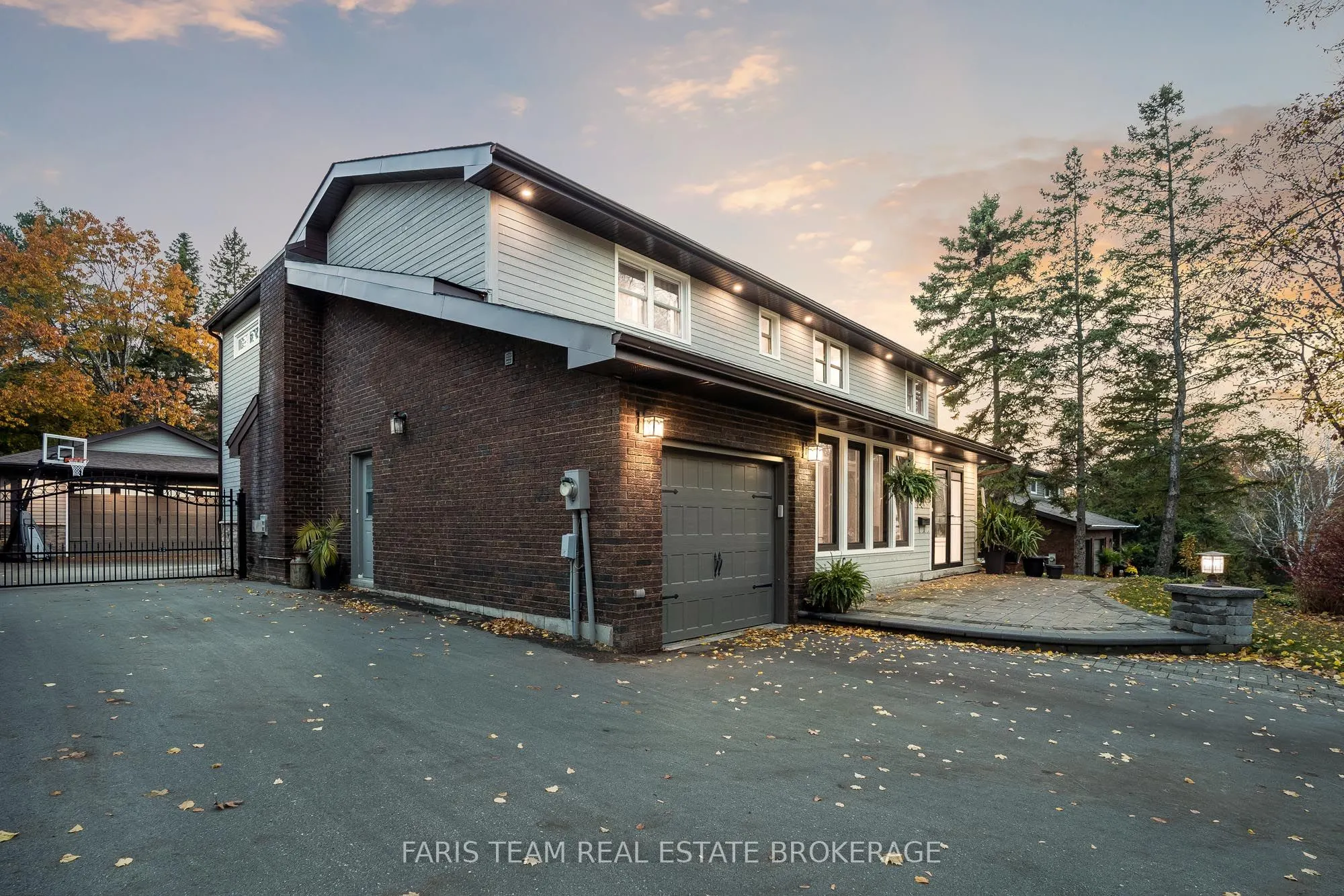 27 Garrett Crescent