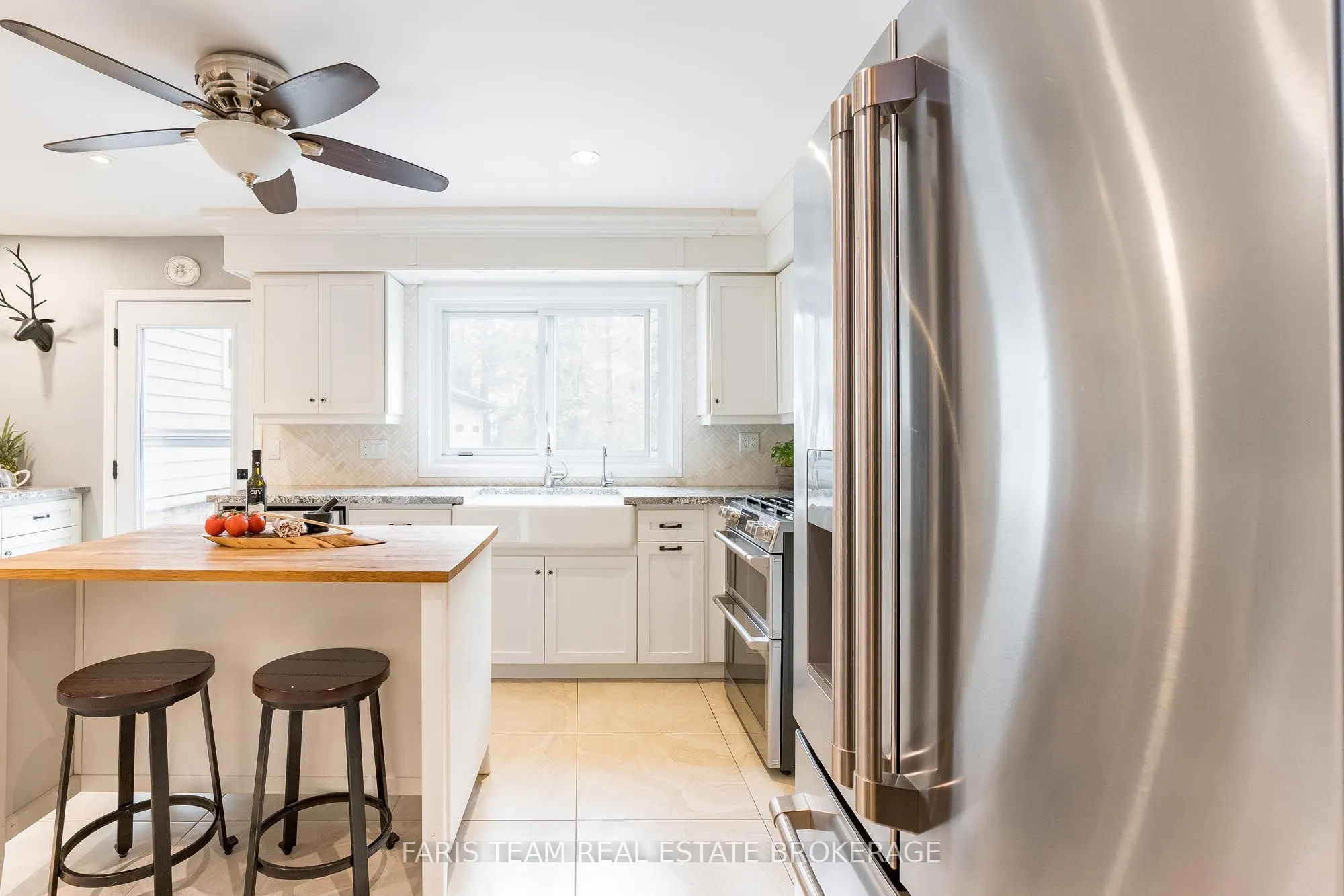27 Garrett Crescent