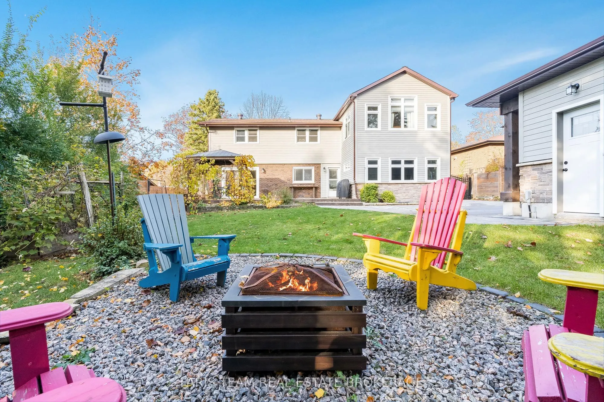 27 Garrett Crescent