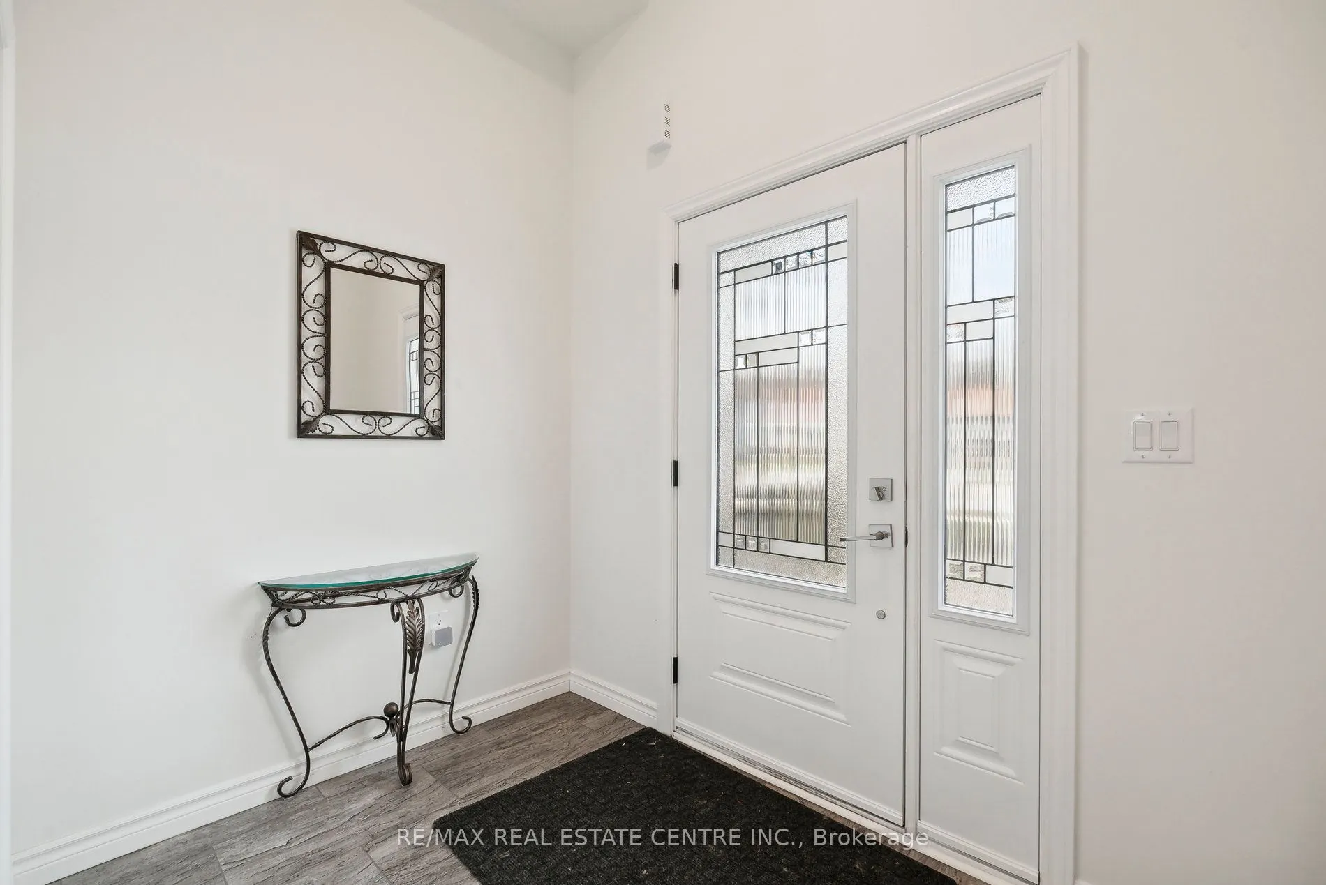 144 Memorial Avenue