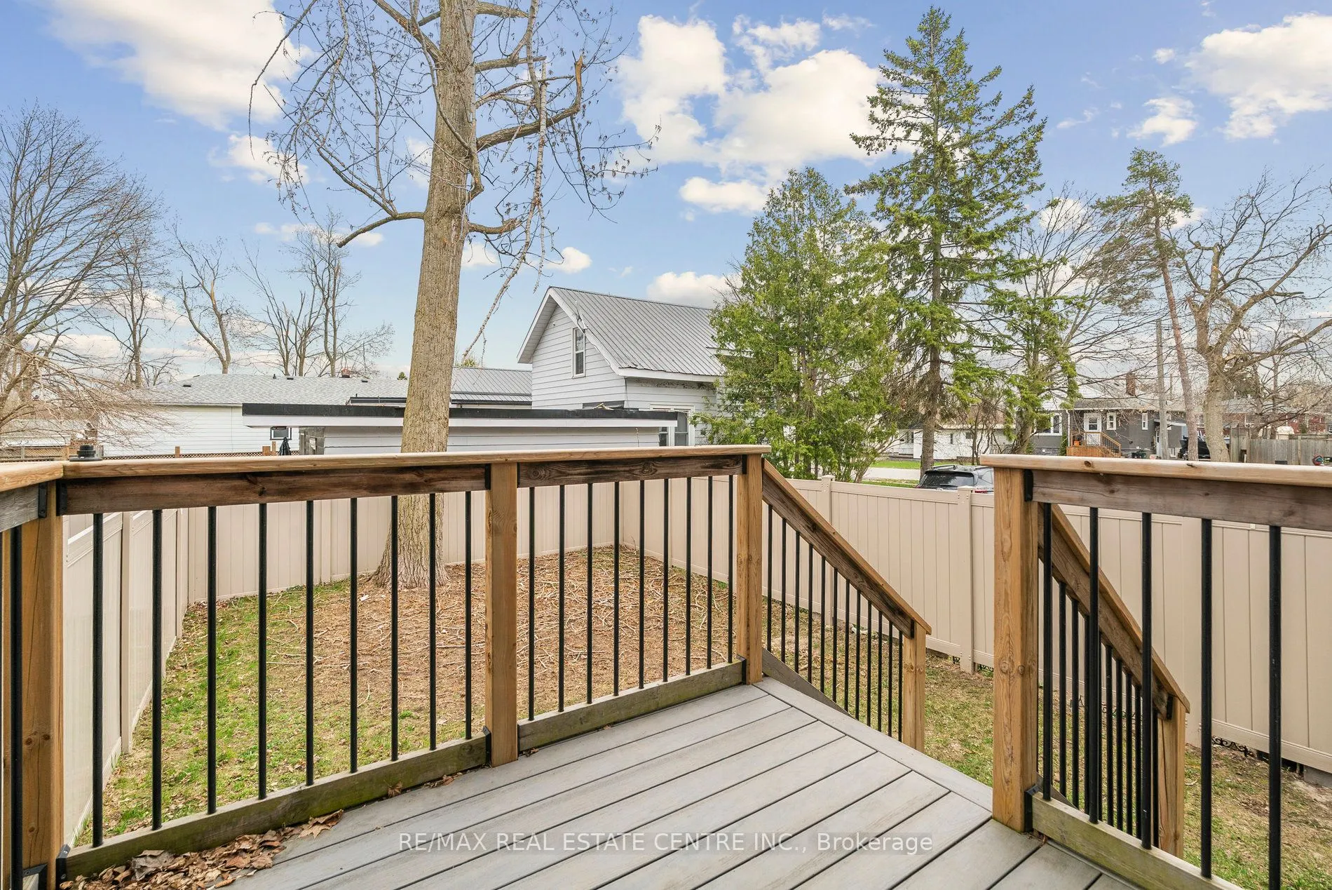 144 Memorial Avenue