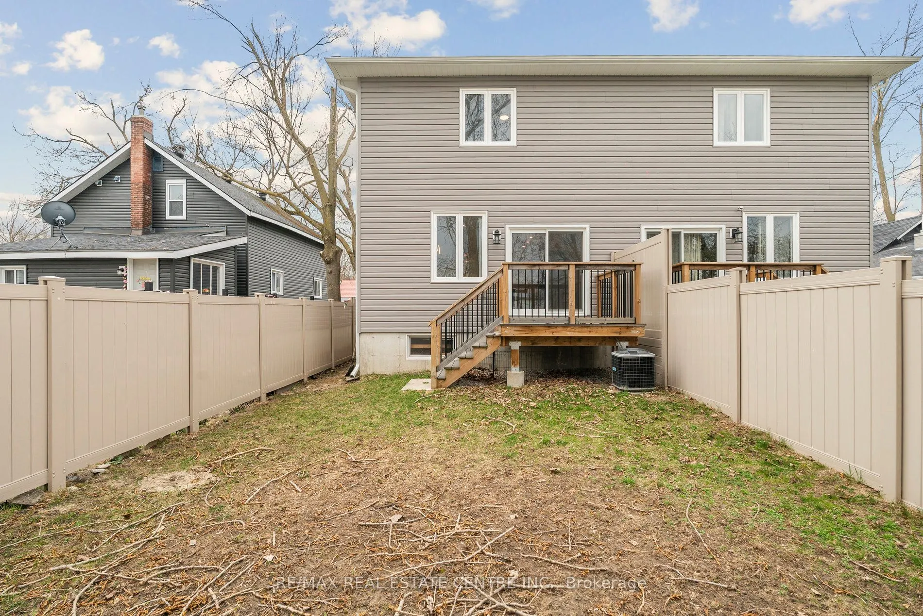 144 Memorial Avenue