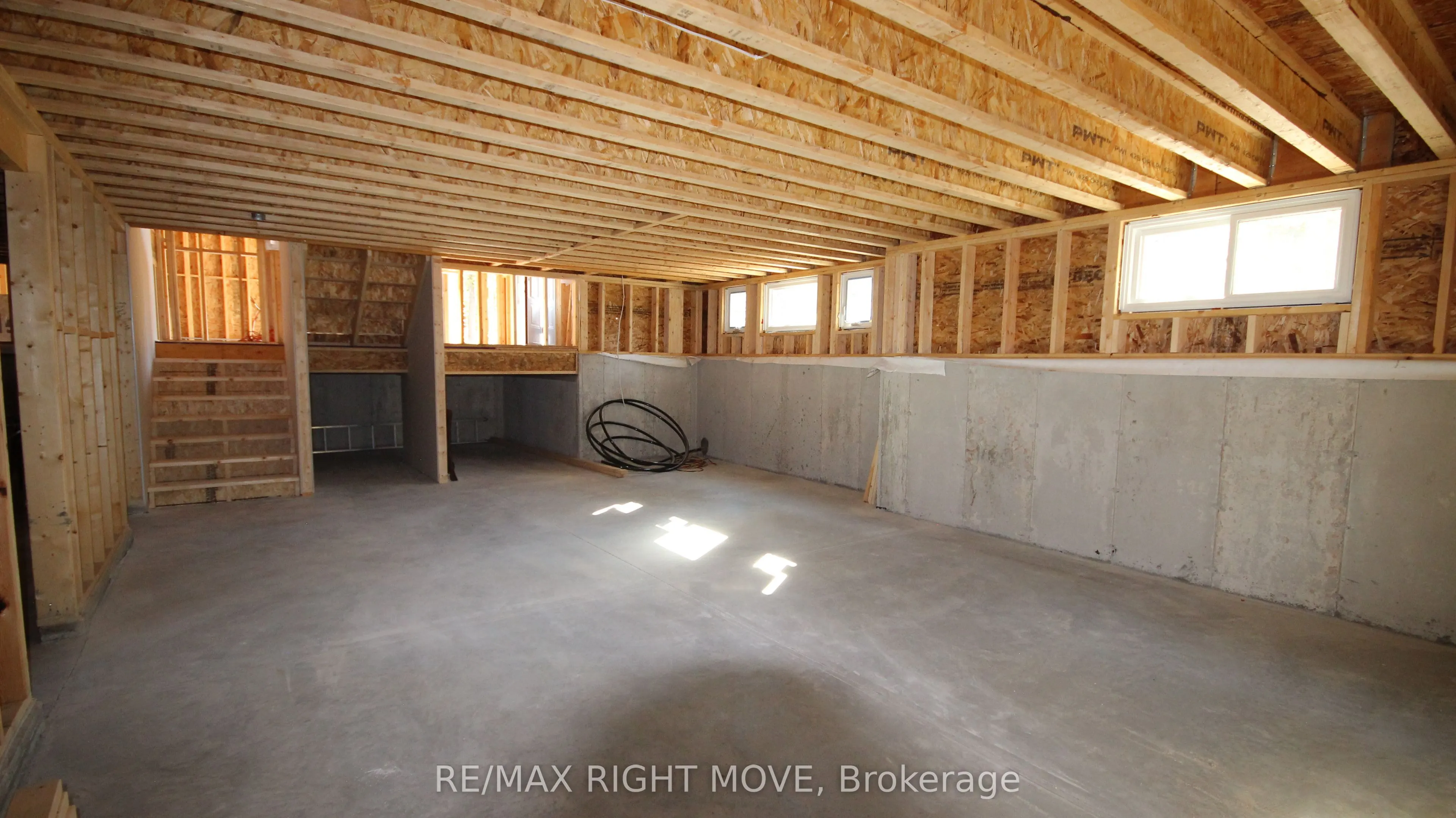 5791 Richwood Place E