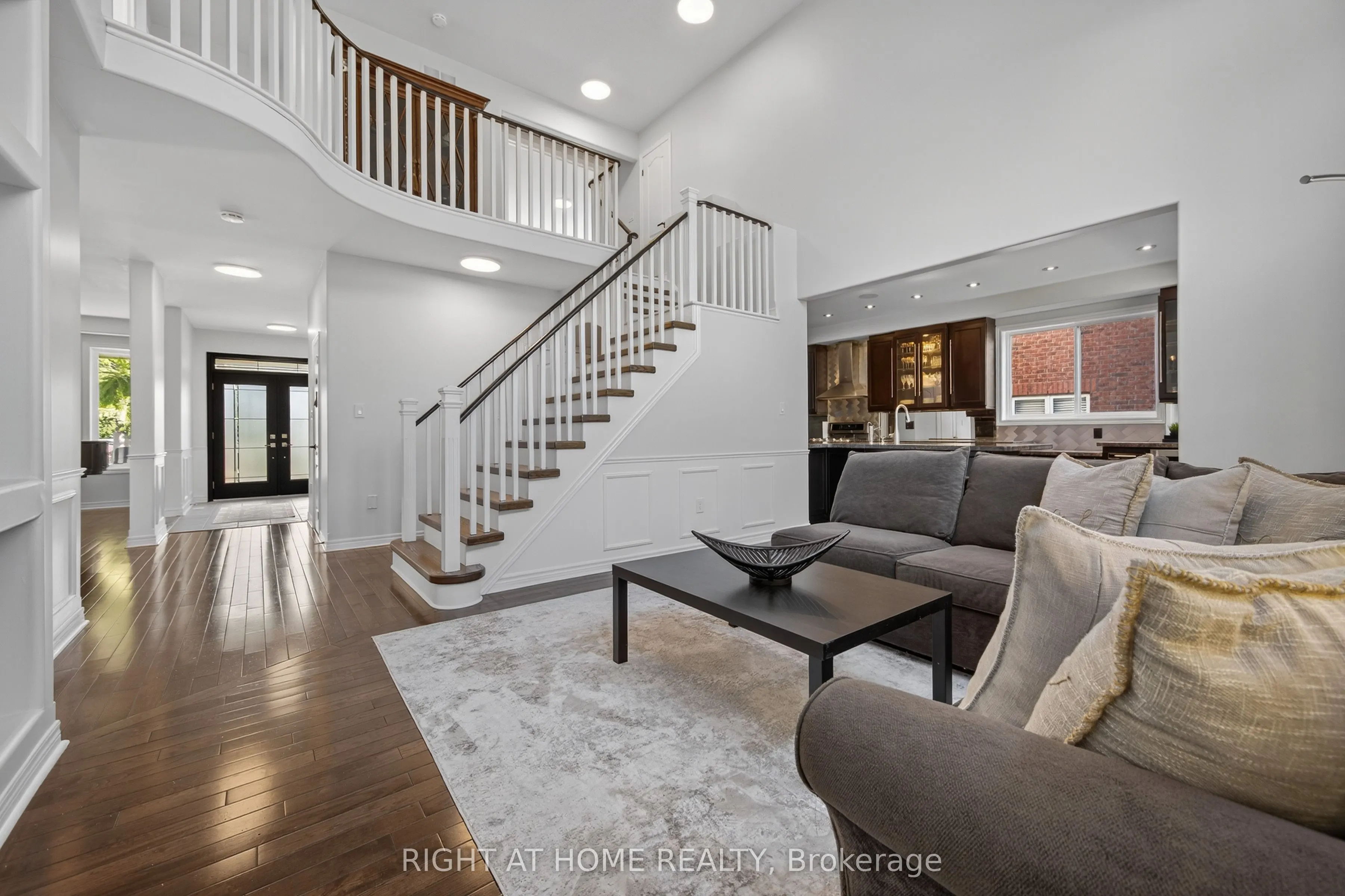 72 BIRKHALL Place