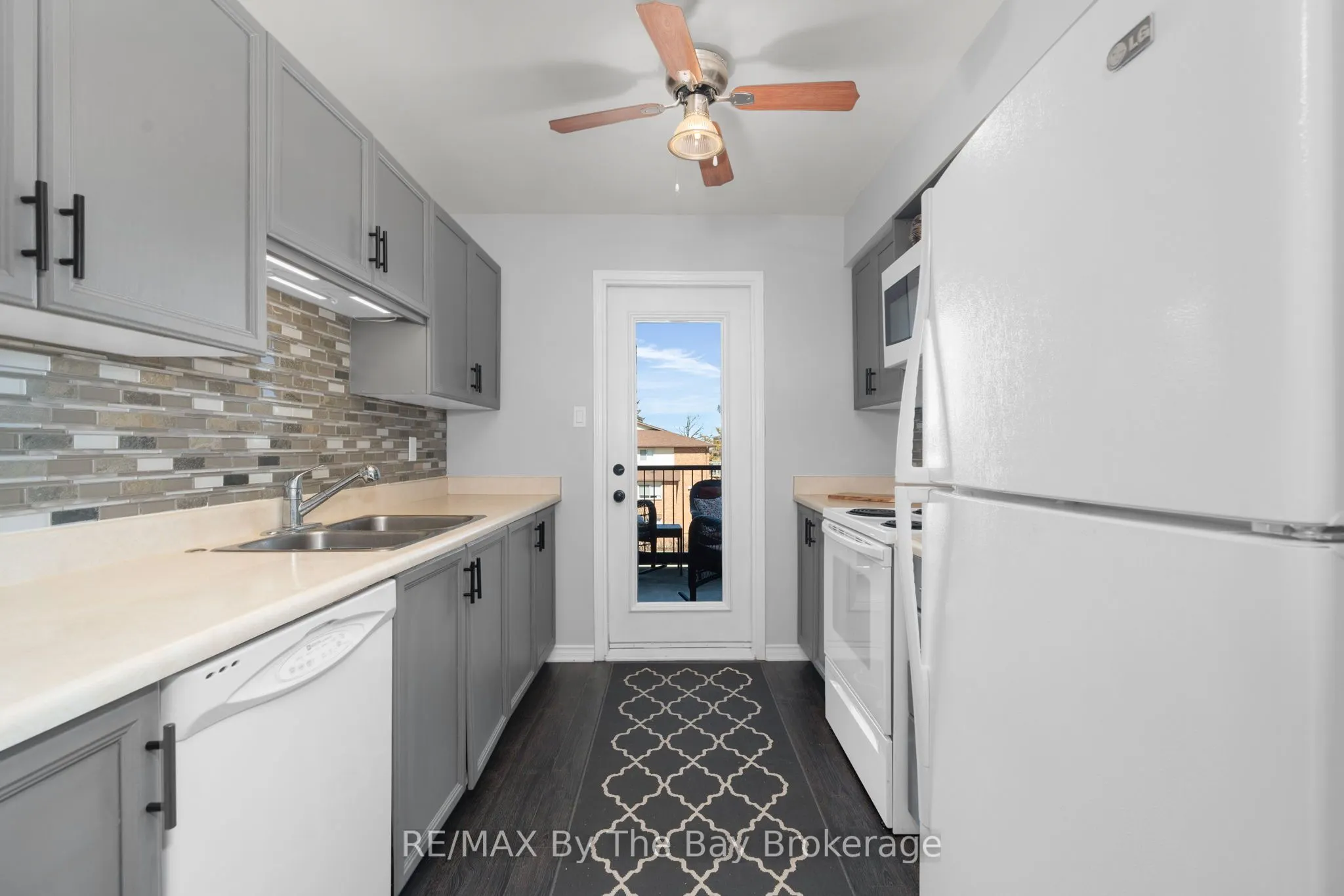 25 MEADOW Lane, #307