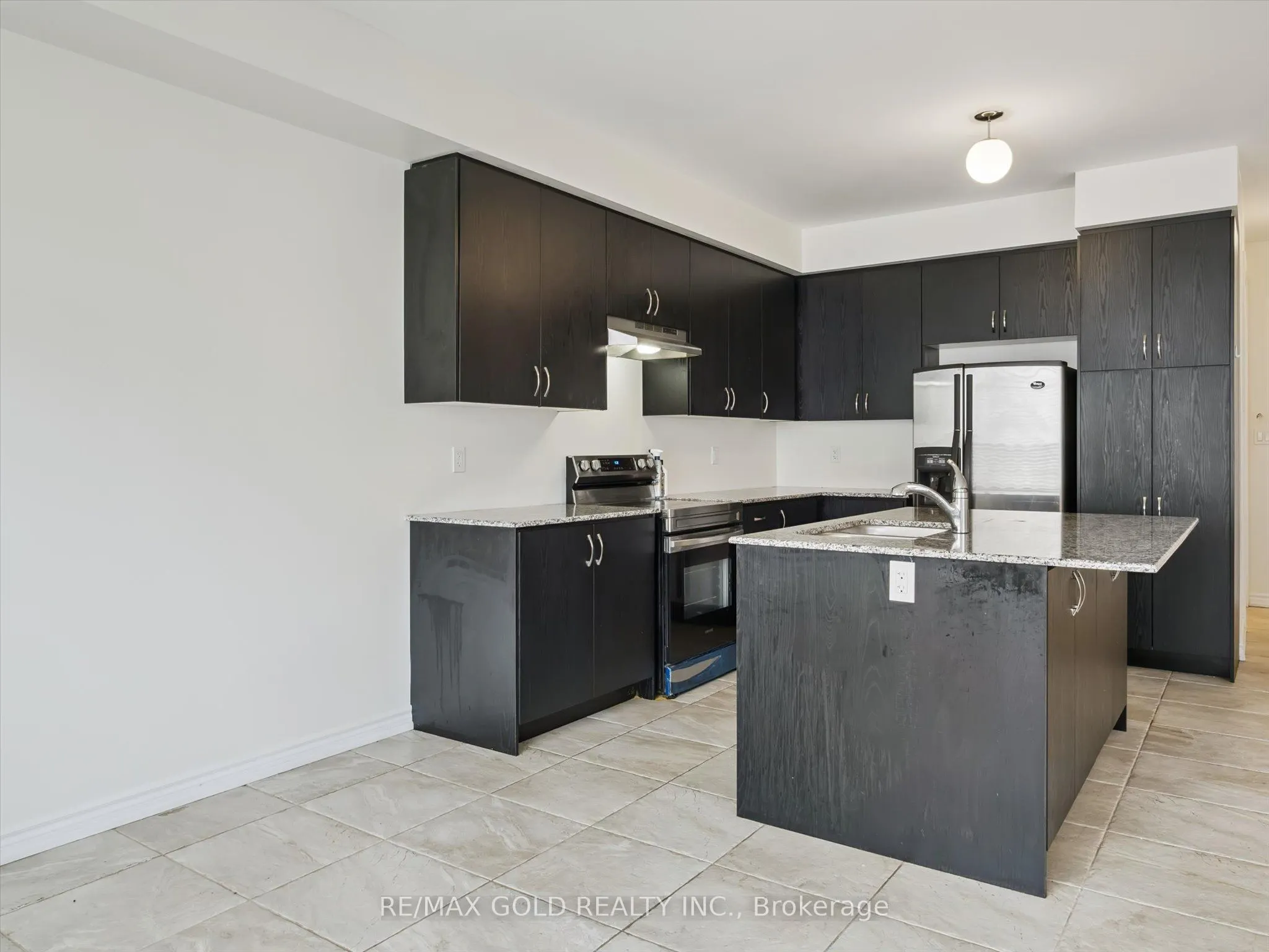 6 Bannister Road, #Upper