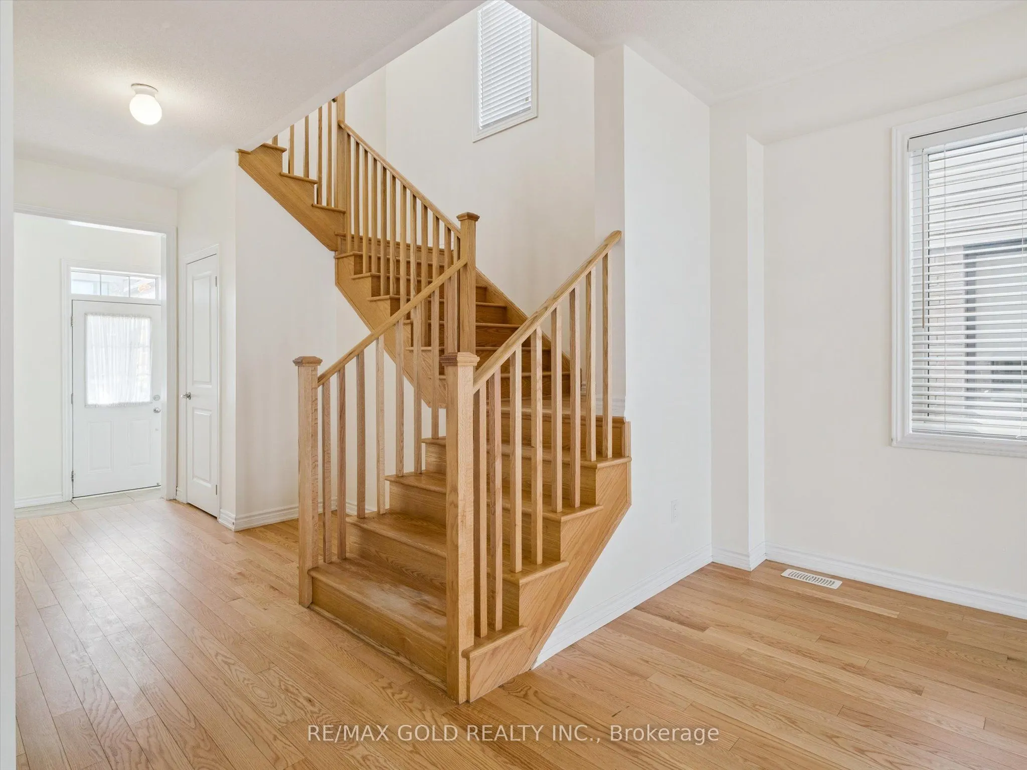 6 Bannister Road, #Upper