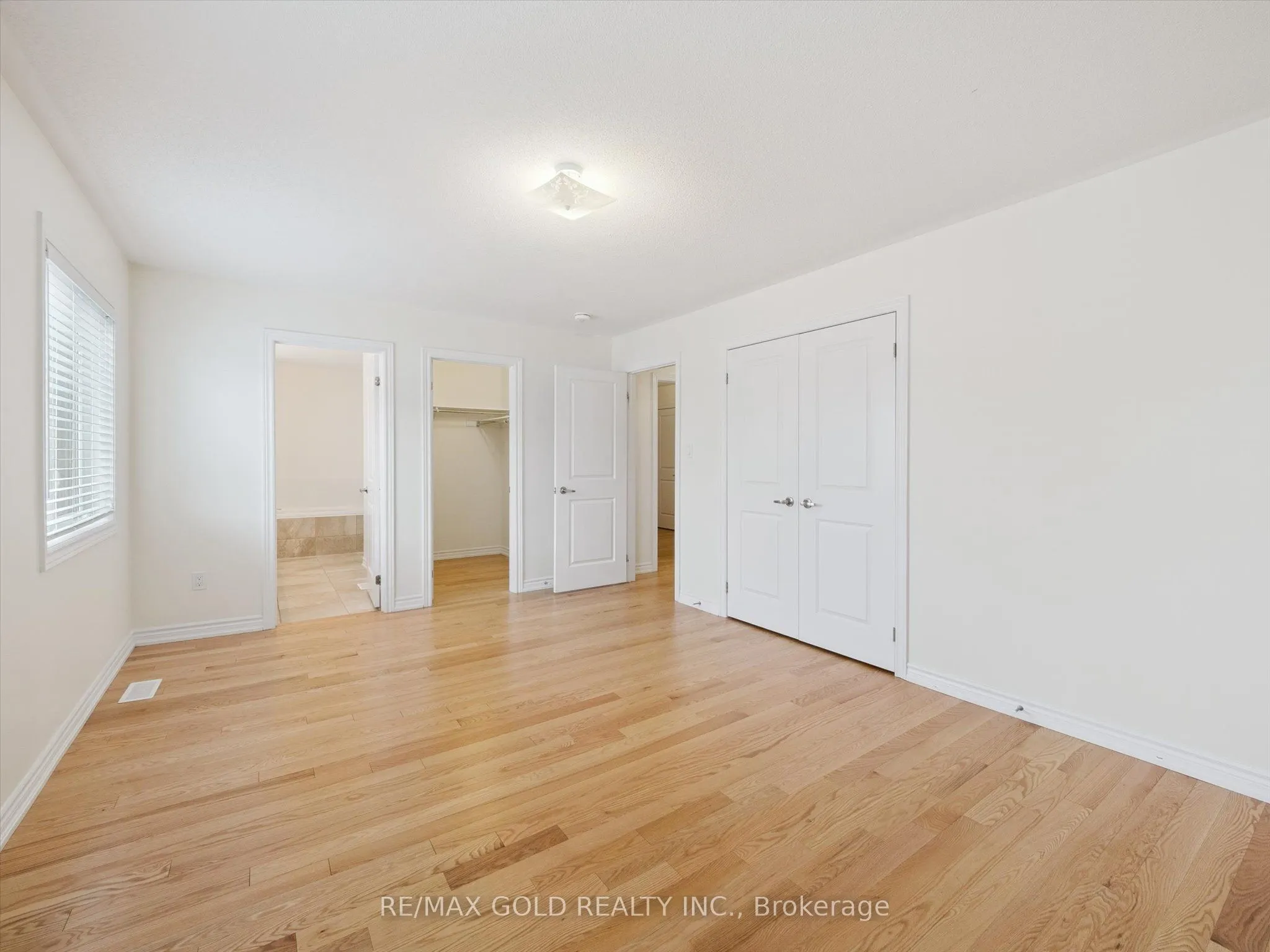6 Bannister Road, #Upper